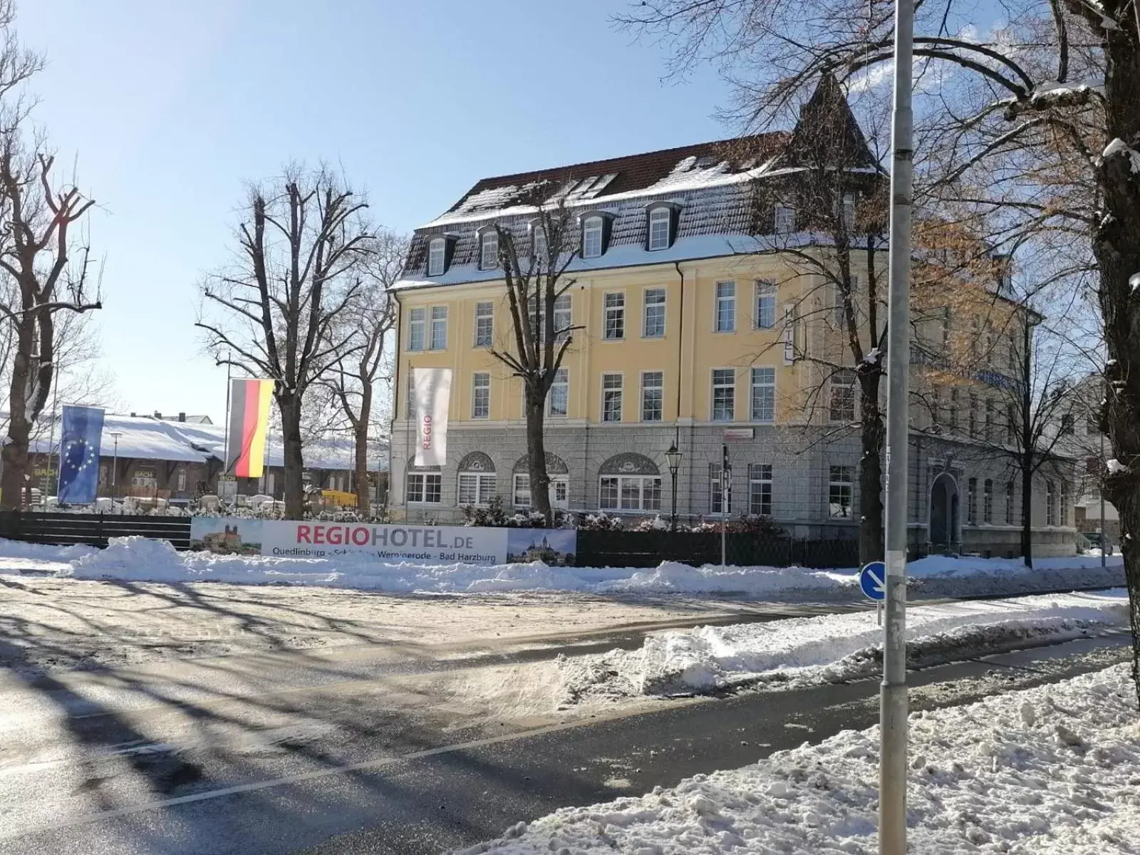 Property building, Winter in REGIOHOTEL Quedlinburger Hof Quedlinburg