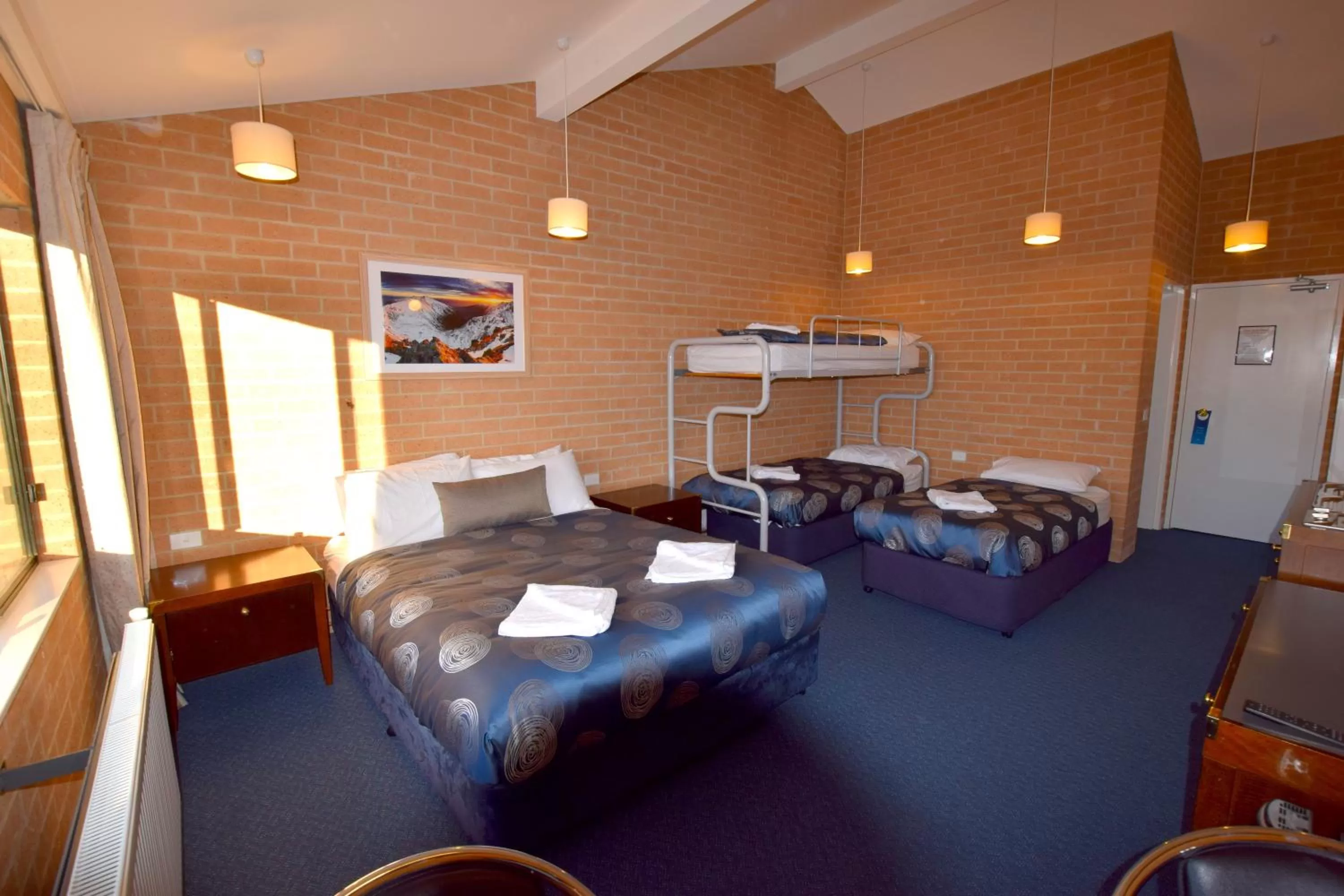 Photo of the whole room in Alpine Resort Motel