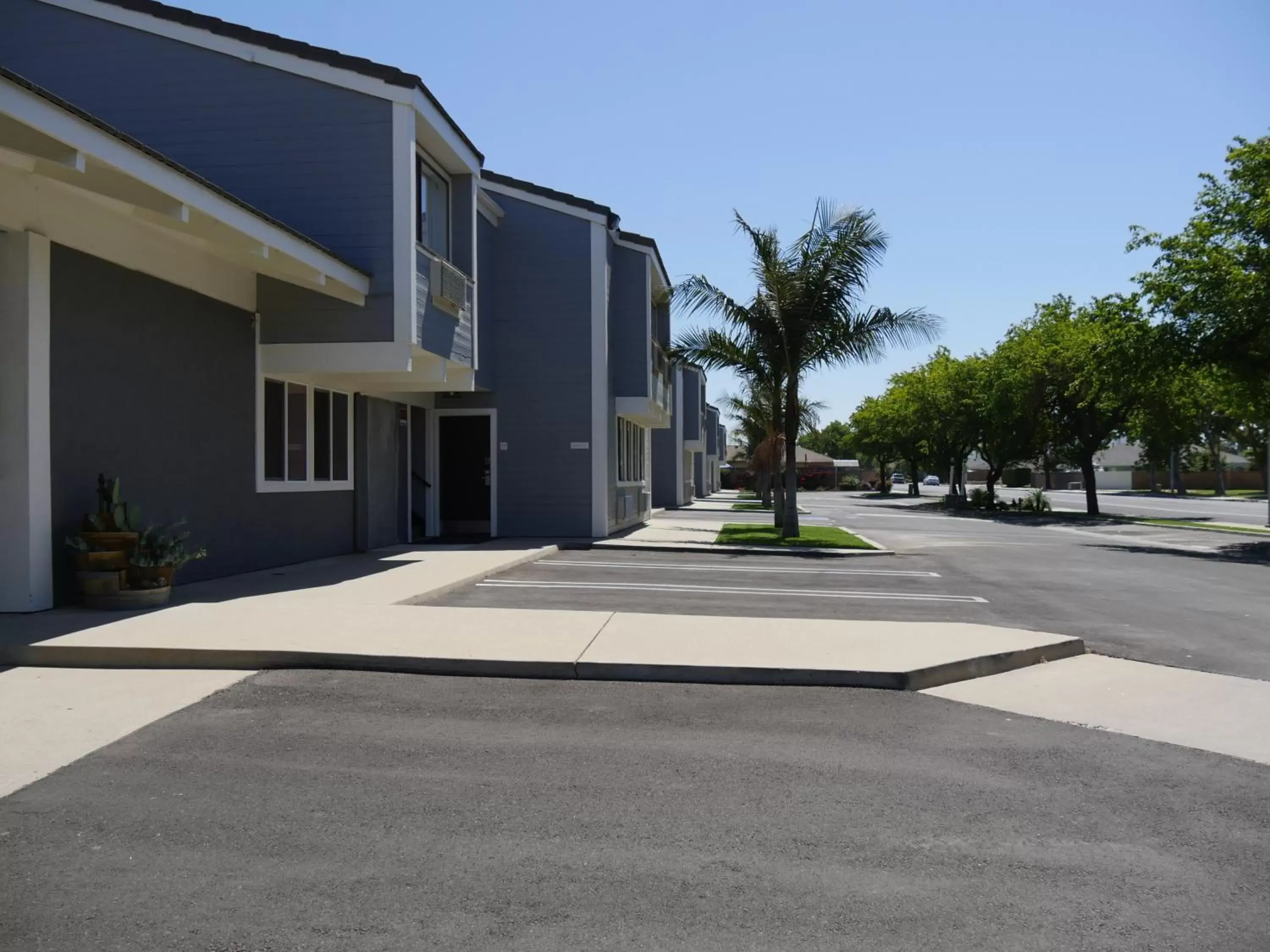 Property Building in Inn at Highway 1