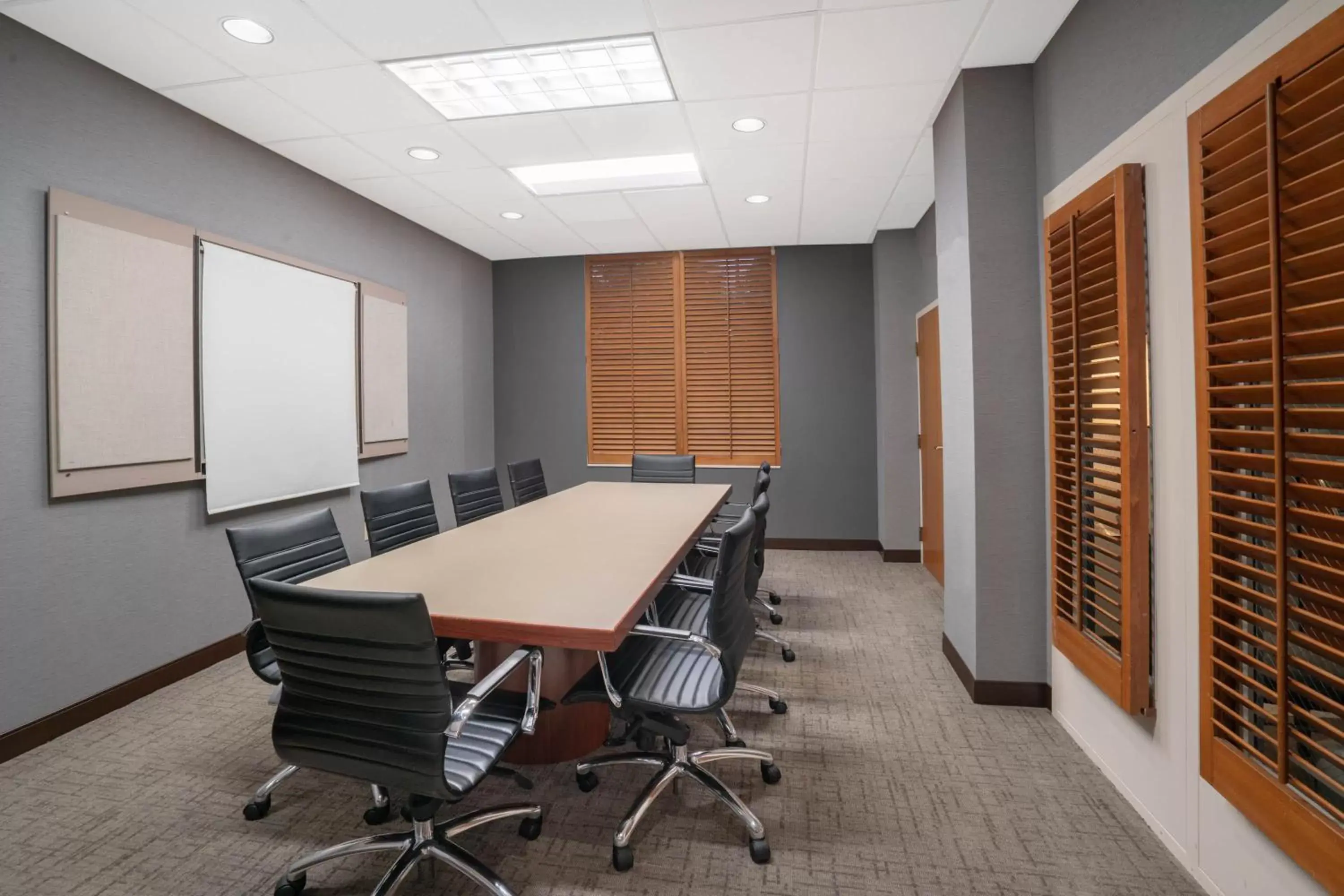 Meeting/conference room in Wingate by Wyndham Charlotte Airport