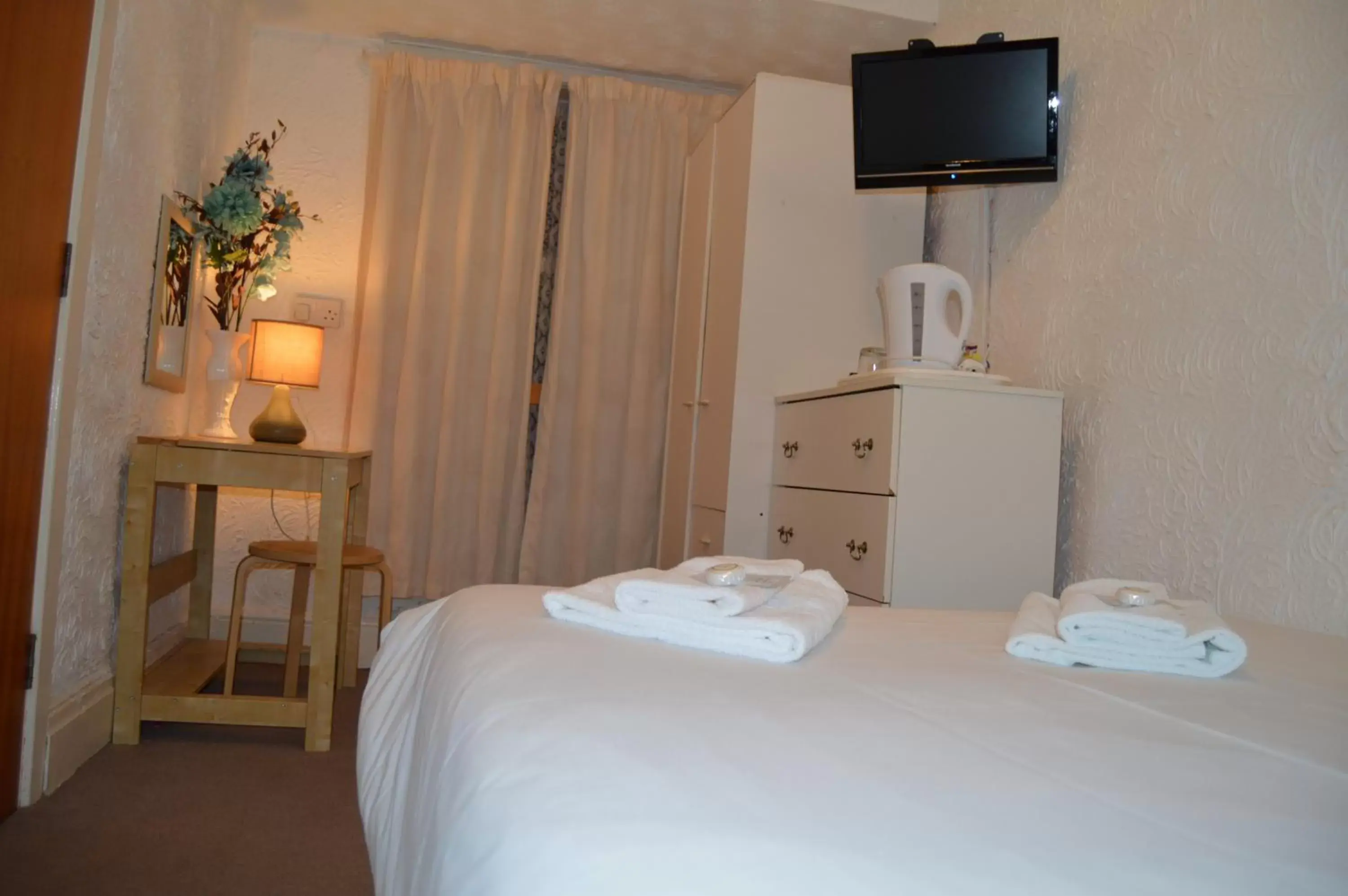 Decorative detail, Bed in Wilsons Hotel - Blackpool Tower View Decorative detail, Bed in Wilsons Hotel - Blackpool Tower View