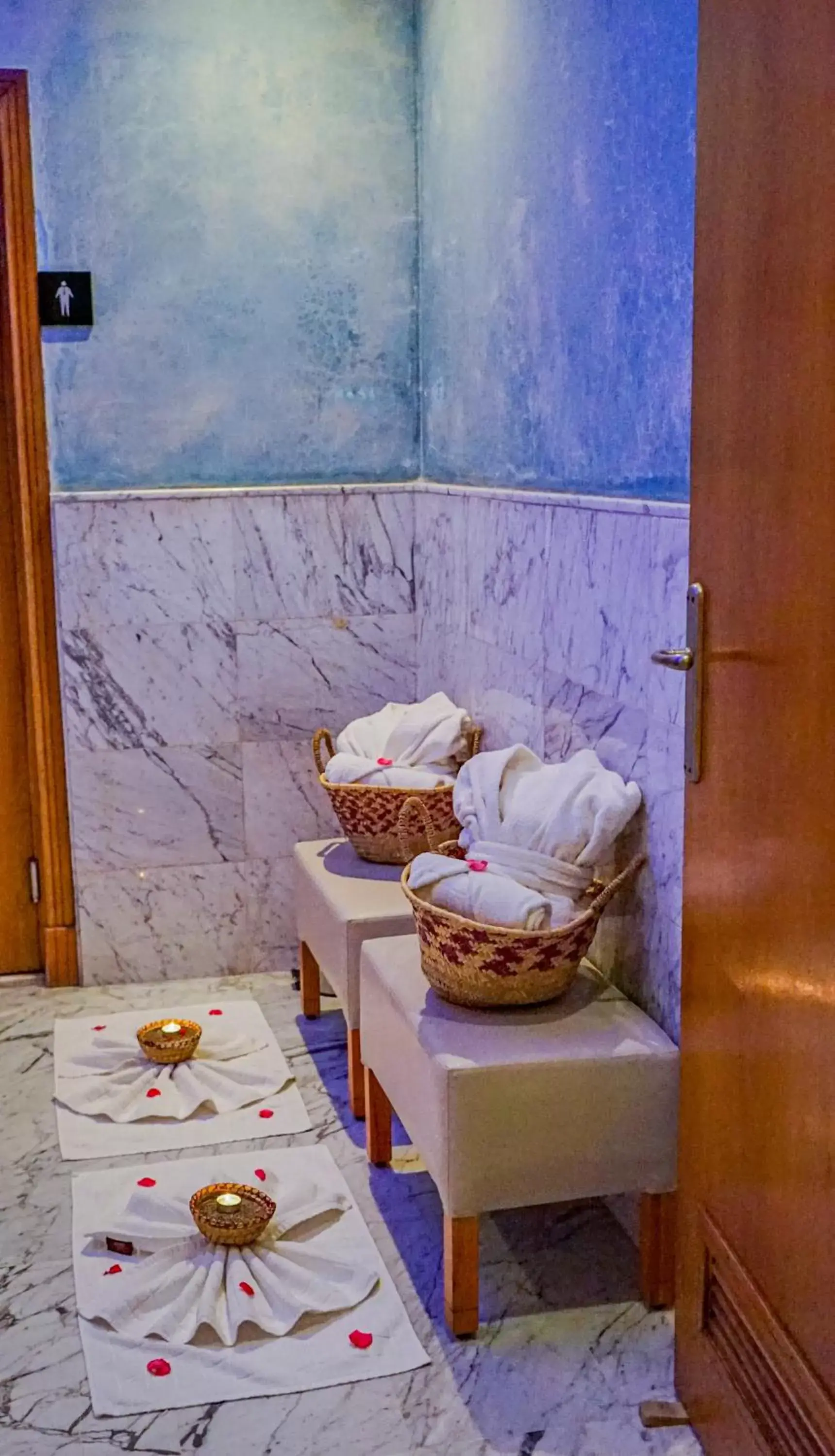 Steam room, Bathroom in Hotel Timoulay and Spa Agadir