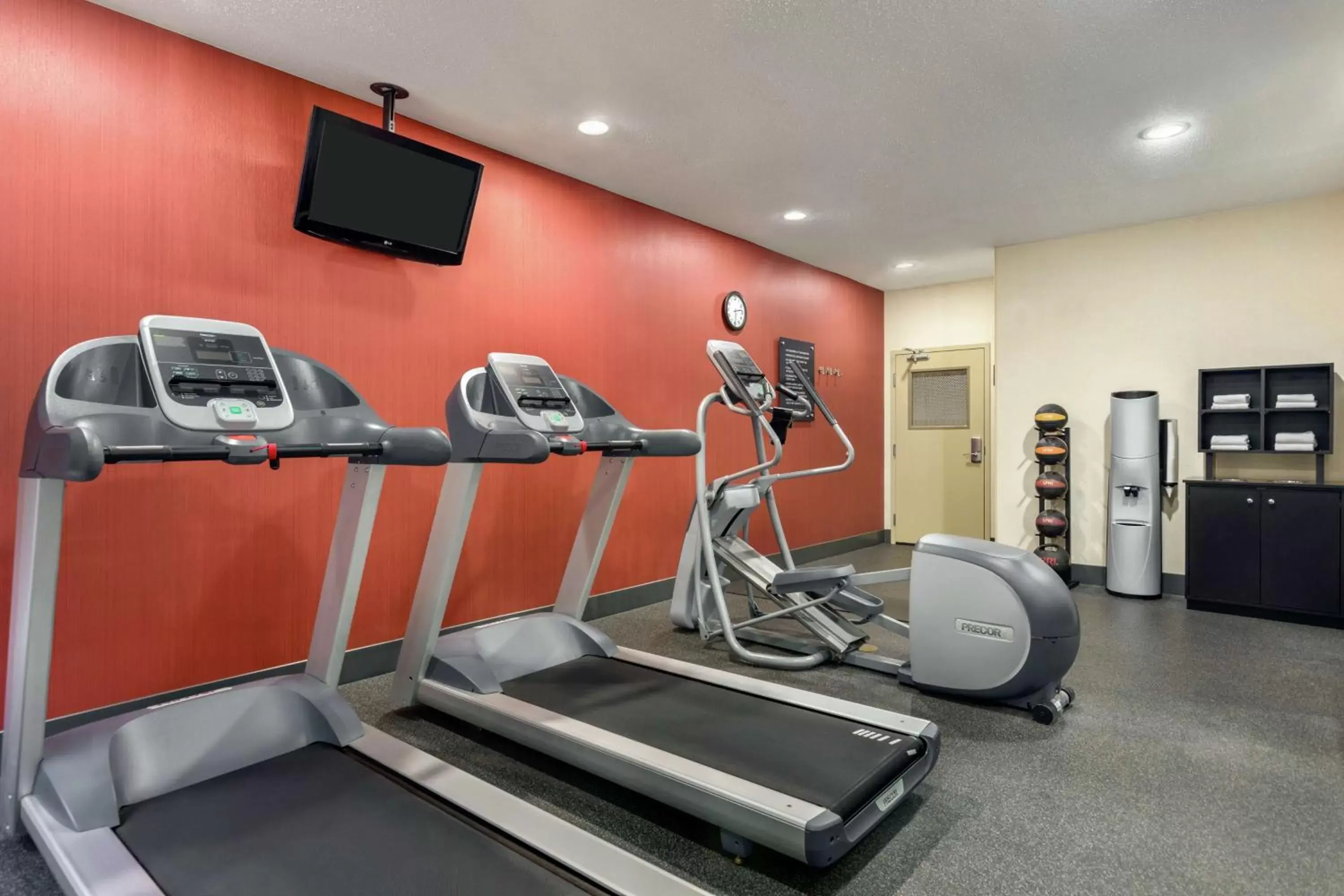 Fitness centre/facilities in Hampton Inn Akron-Fairlawn Fitness centre/facilities in Hampton Inn Akron-Fairlawn