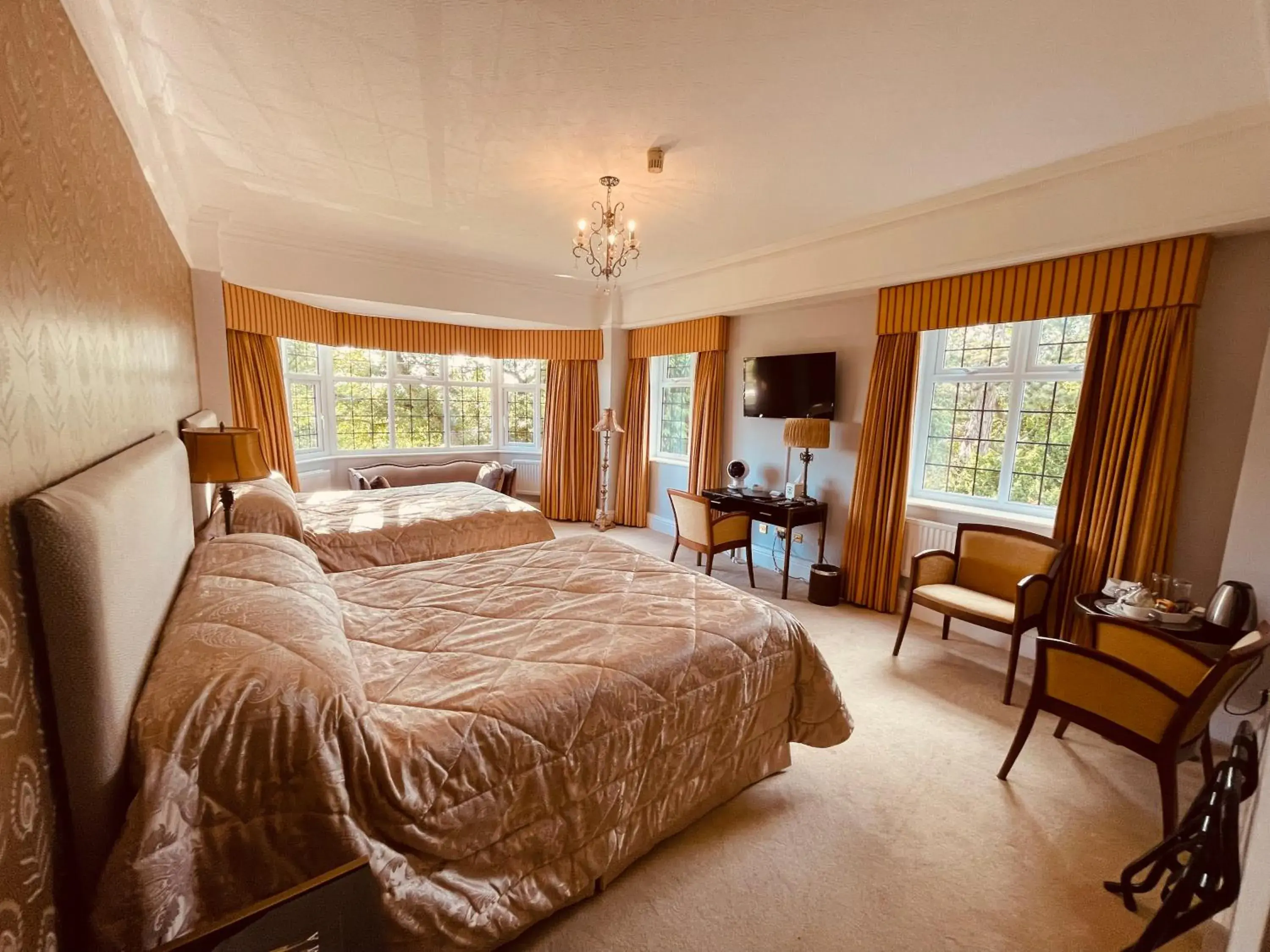 Nuthurst Grange Country House Hotel & Restaurant