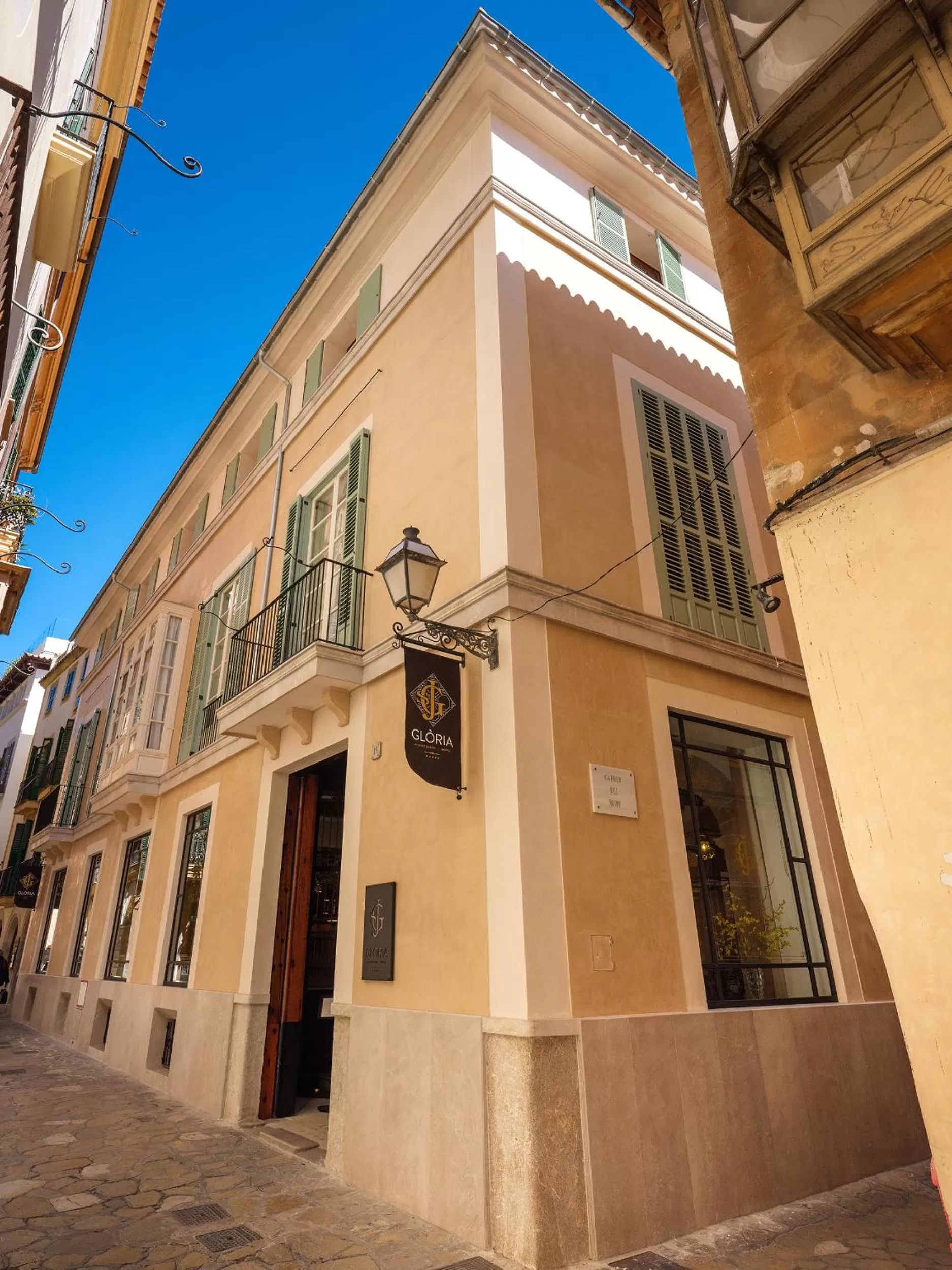 Property building in Hotel Gloria de Sant Jaume