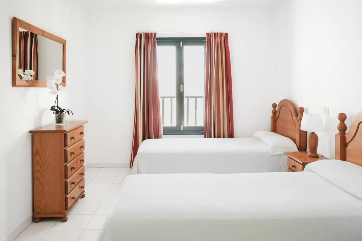 Bedroom, Bed in Nazaret Sol