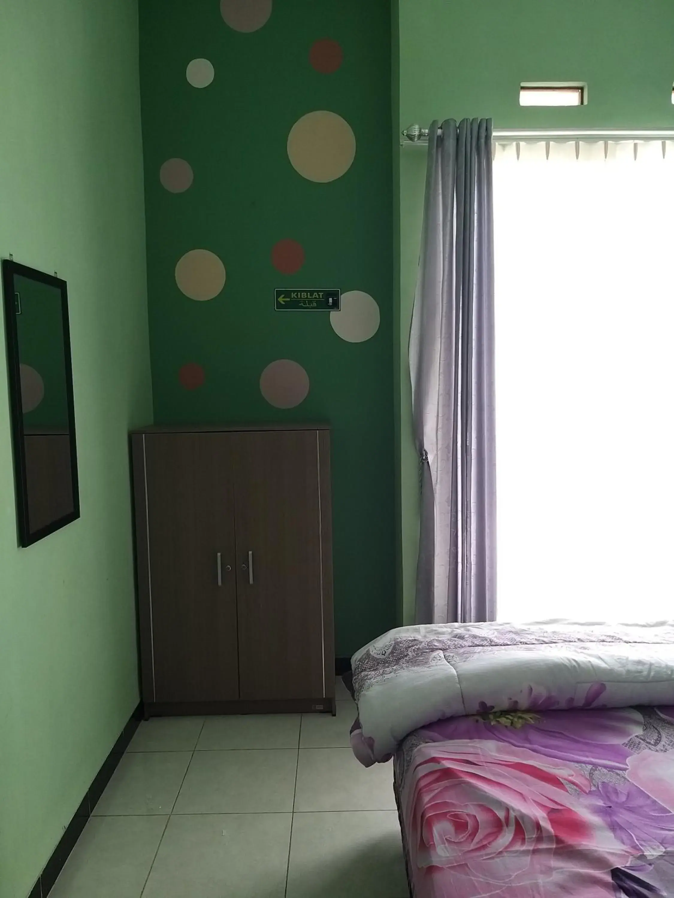 Bed in Ken's Villa 8 Bed in Ken's Villa 8