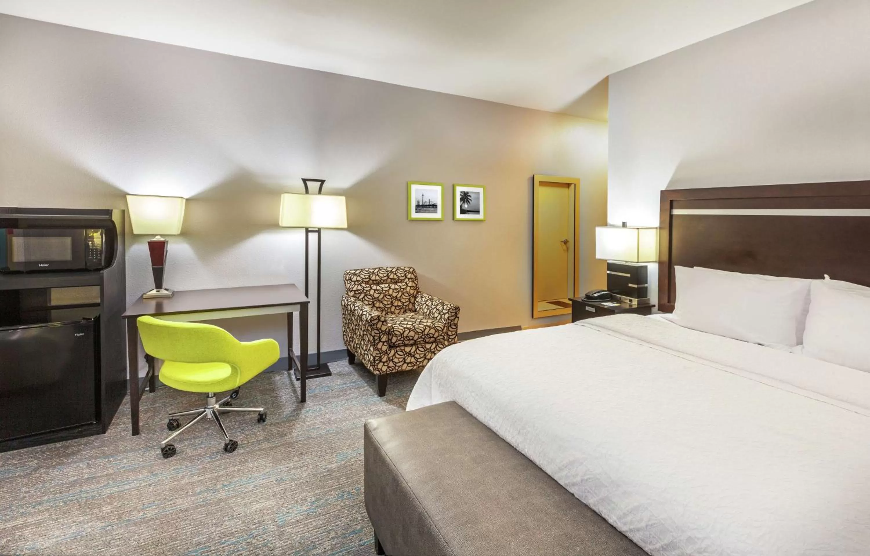 Bedroom, Bed in Hampton Inn & Suites Houston/League City