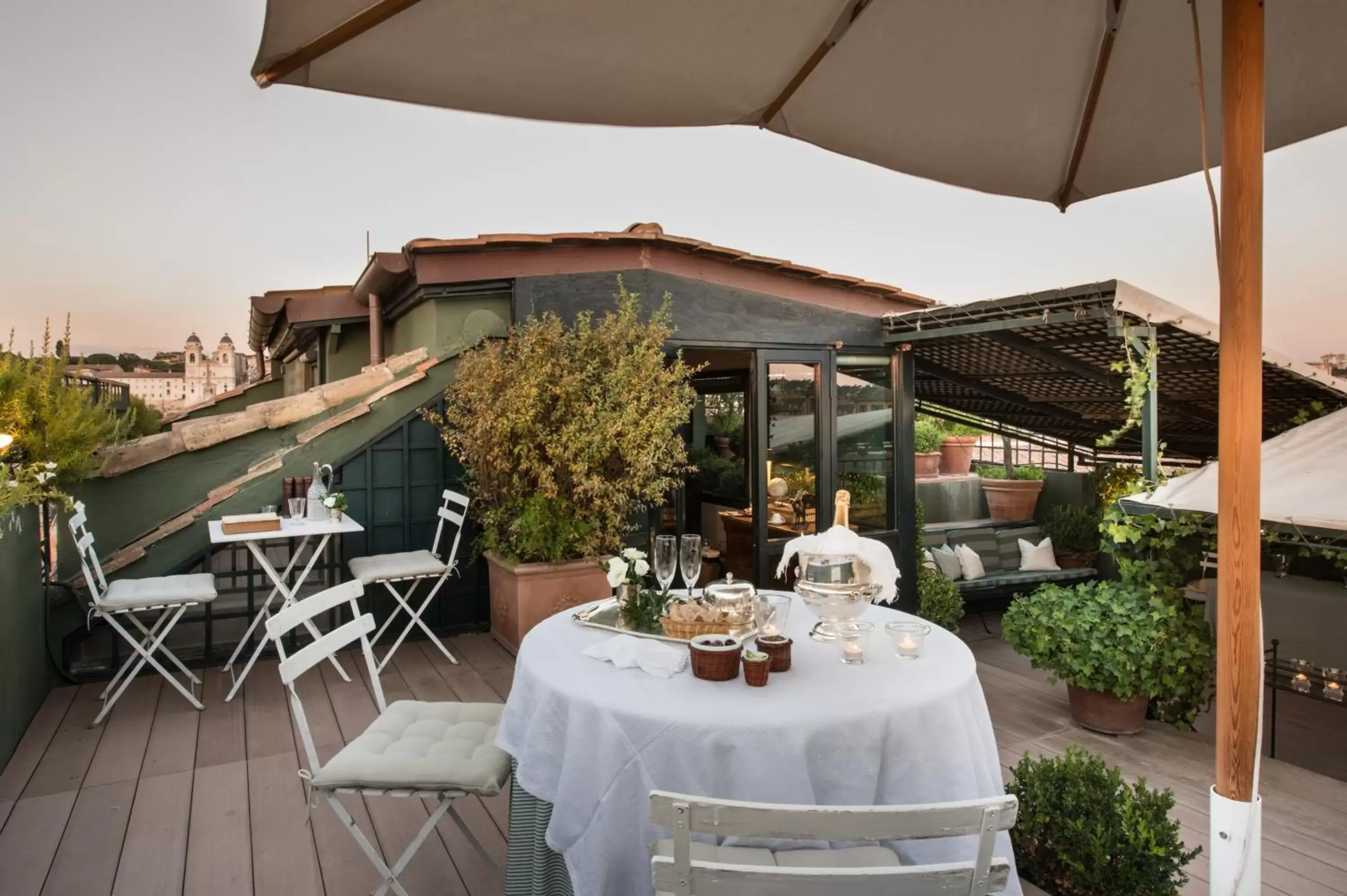 Balcony/Terrace, Restaurant/Places to Eat in Residenza Napoleone III