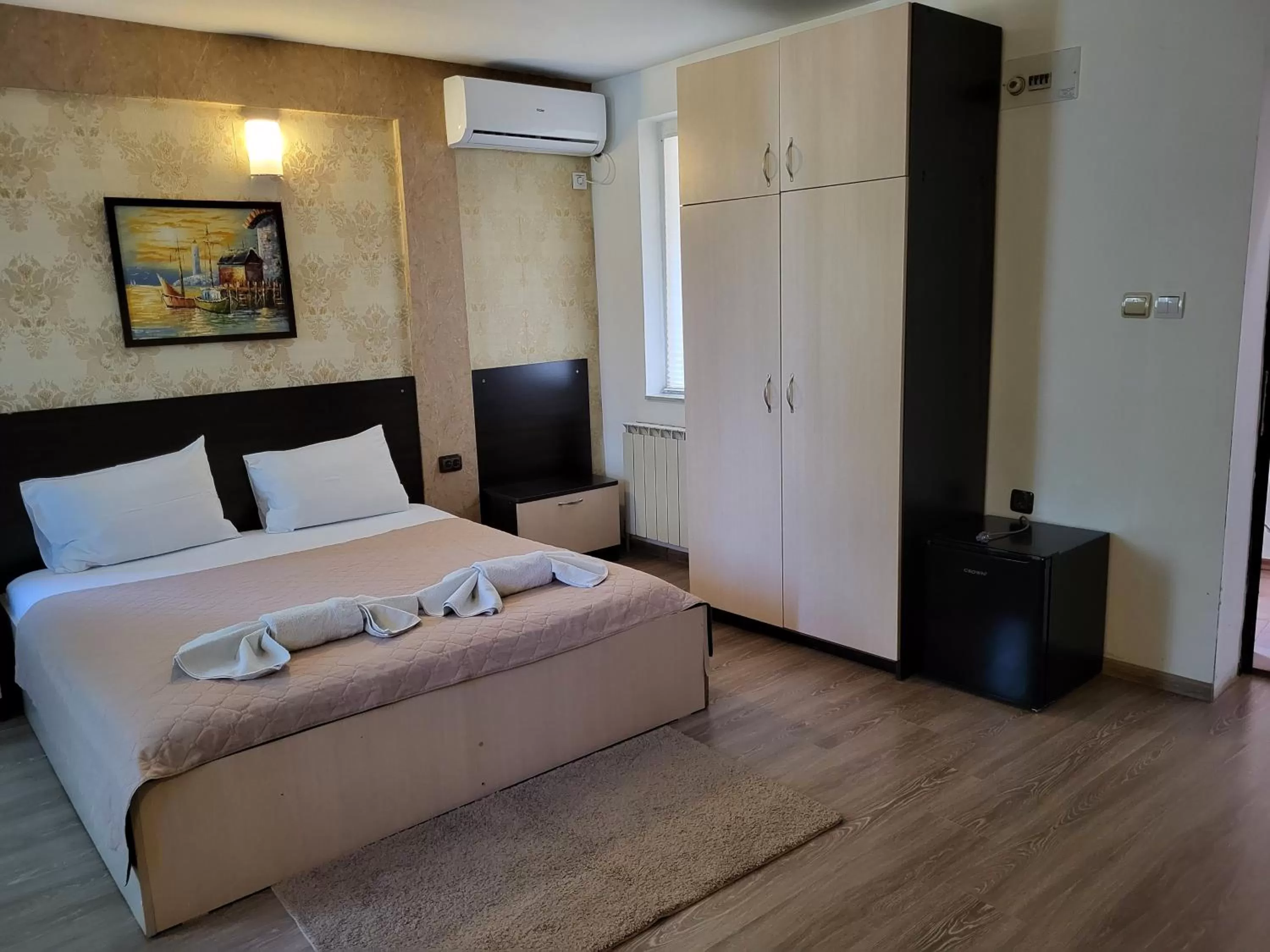 Bed in Vida Family Hotel