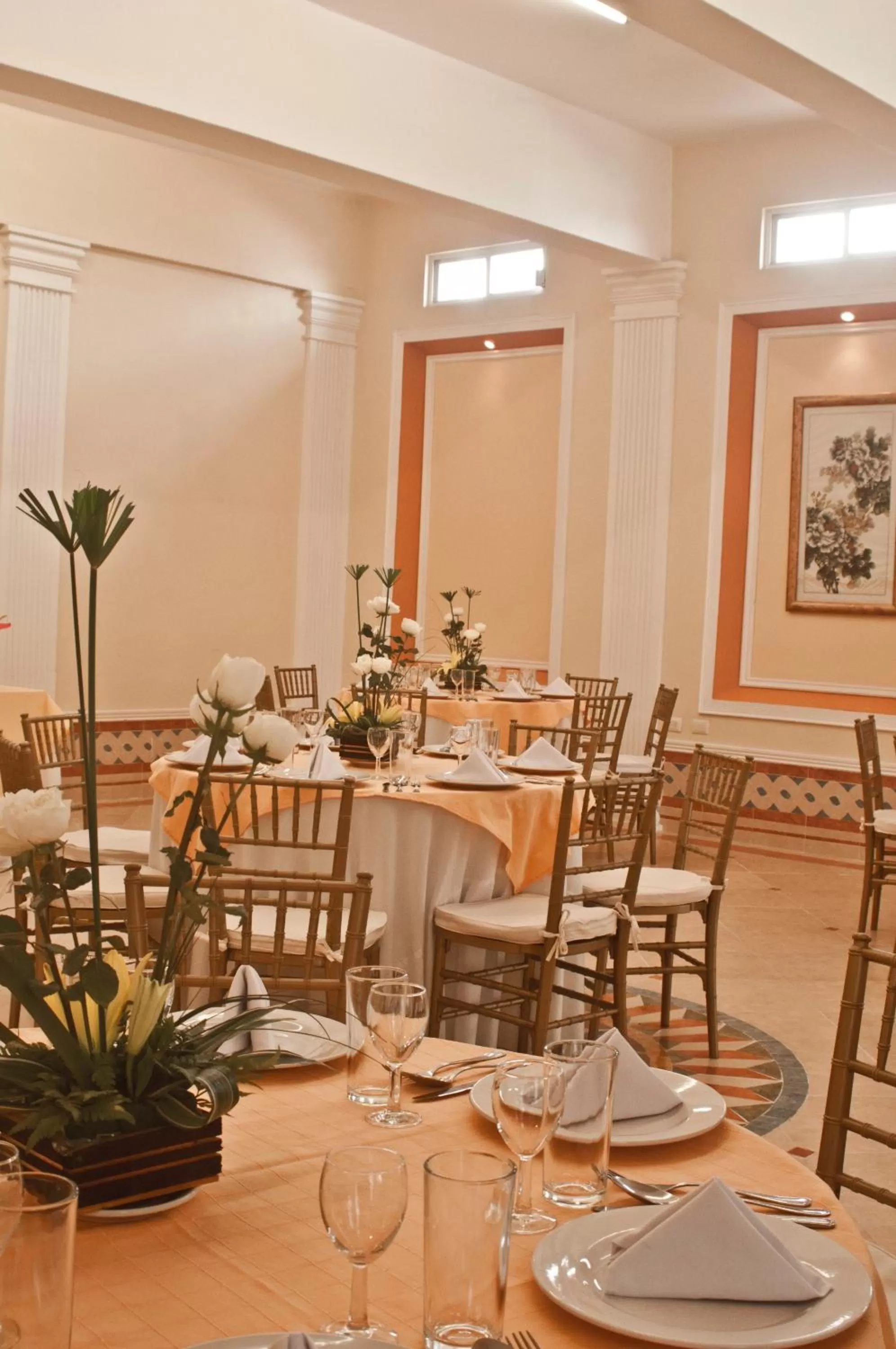 Banquet/Function facilities in Villa las Margaritas Plaza Cristal