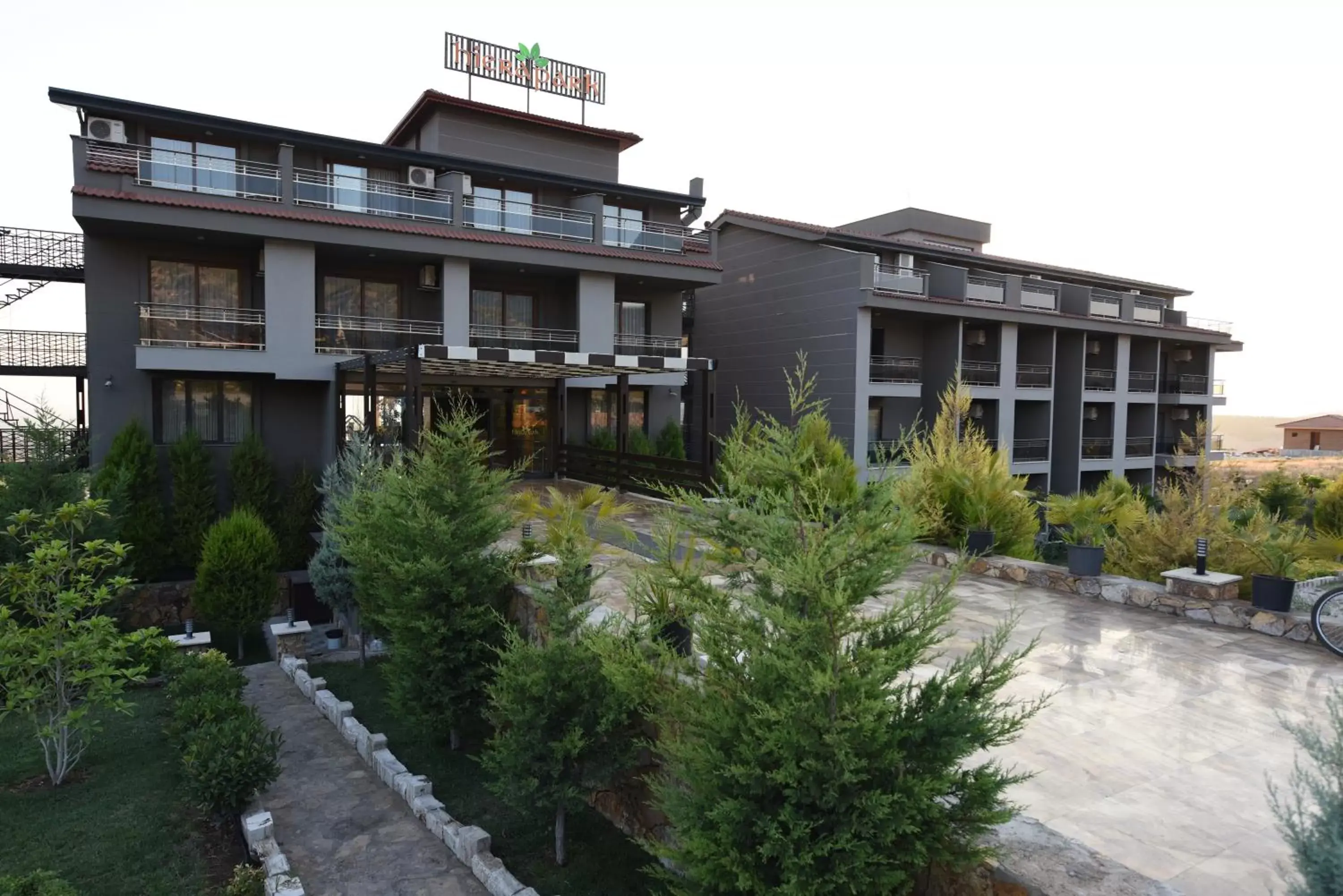 Facade/entrance, Property Building in Hierapark Thermal & SPA Hotel