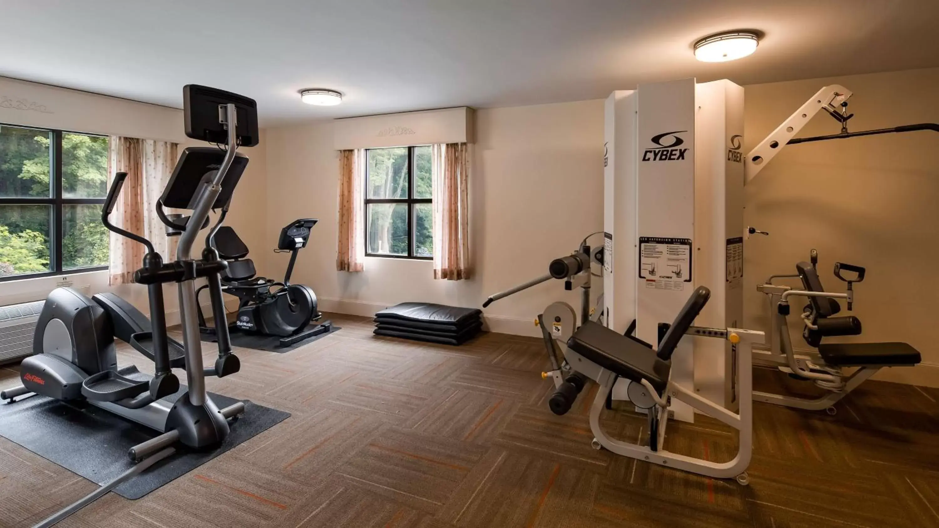 Activities, Fitness Center/Facilities in Best Western Merry Manor Inn