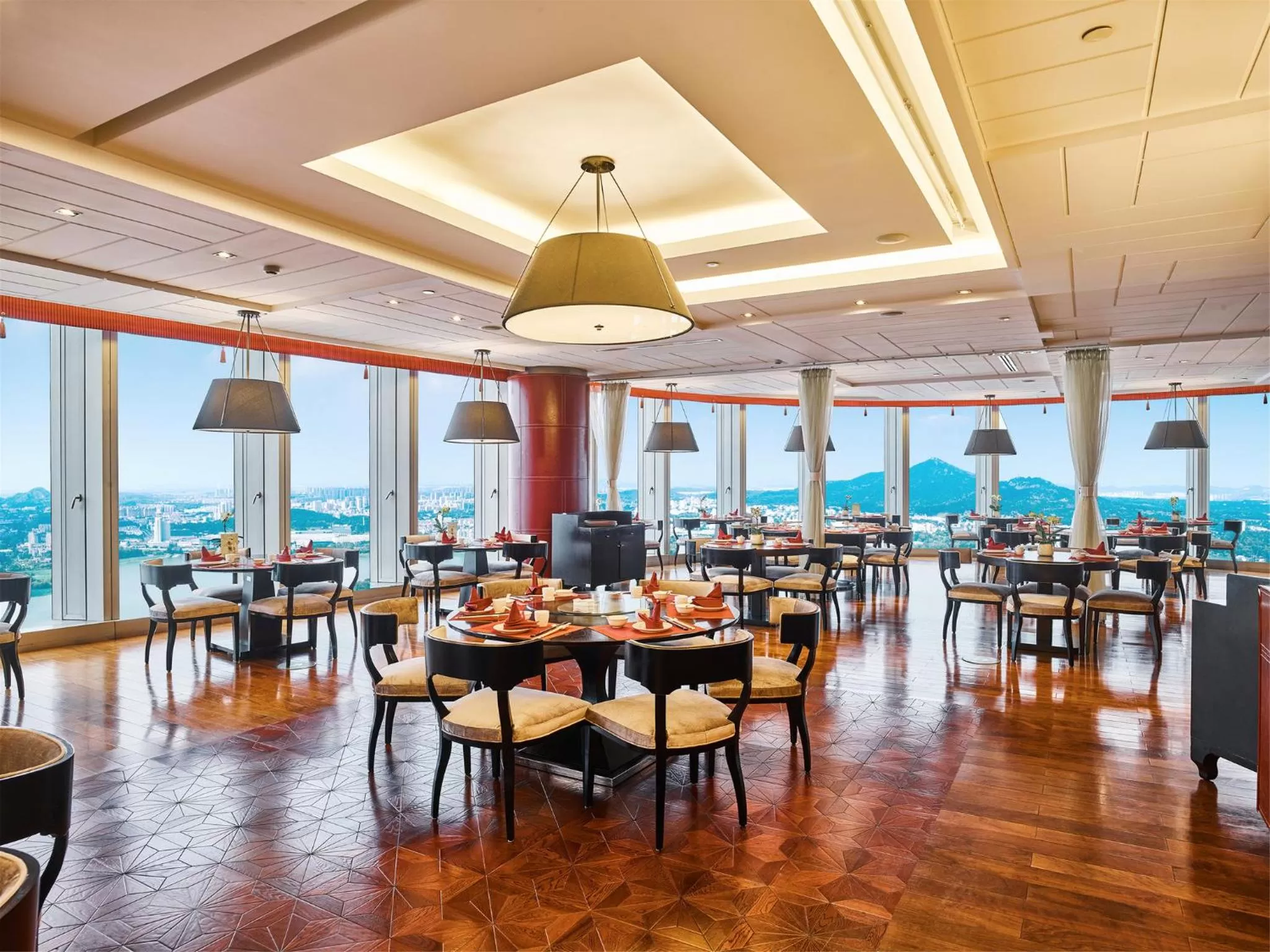 Restaurant/places to eat in InterContinental Nanjing by IHG