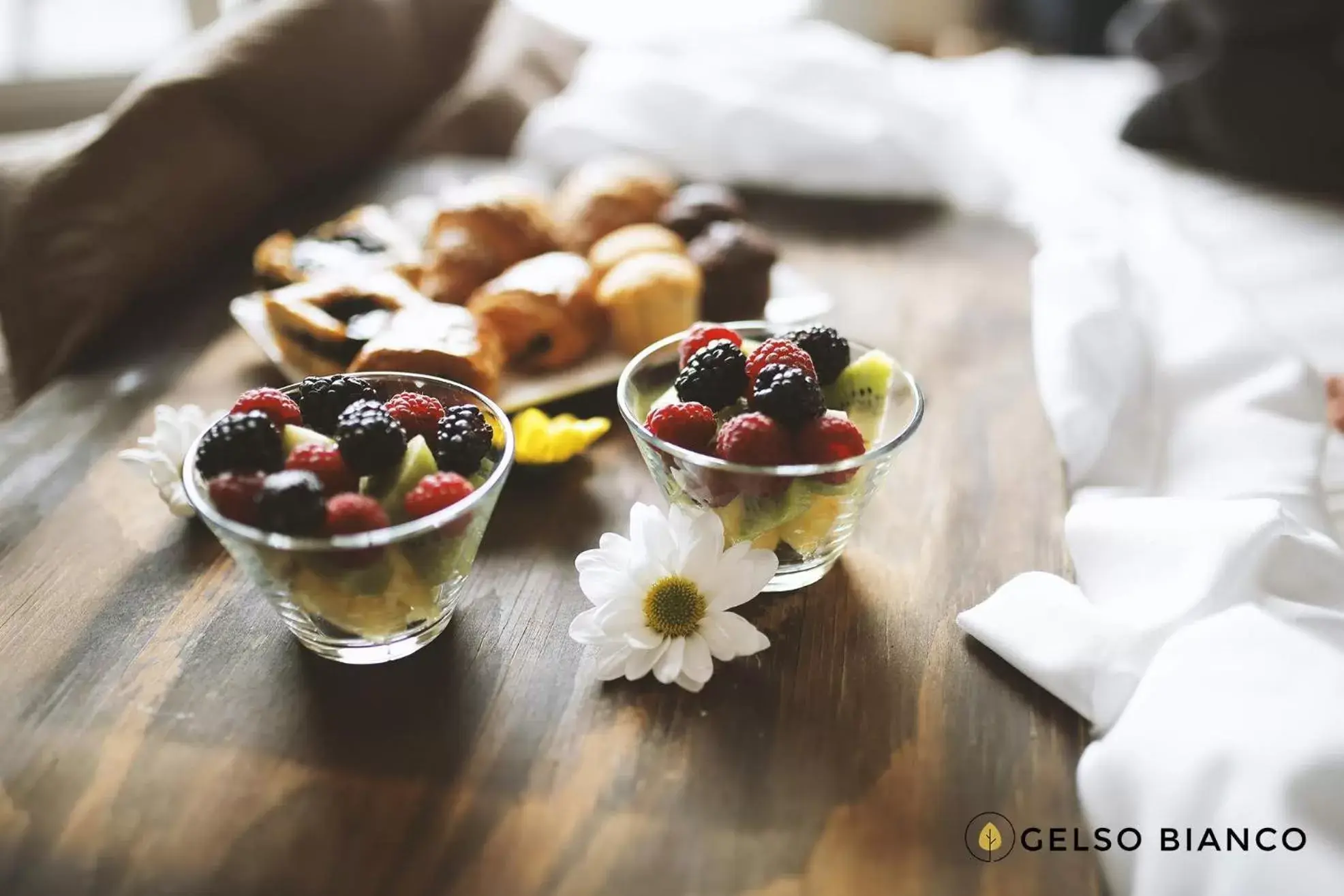 Continental breakfast in Gelso Bianco Country Resort