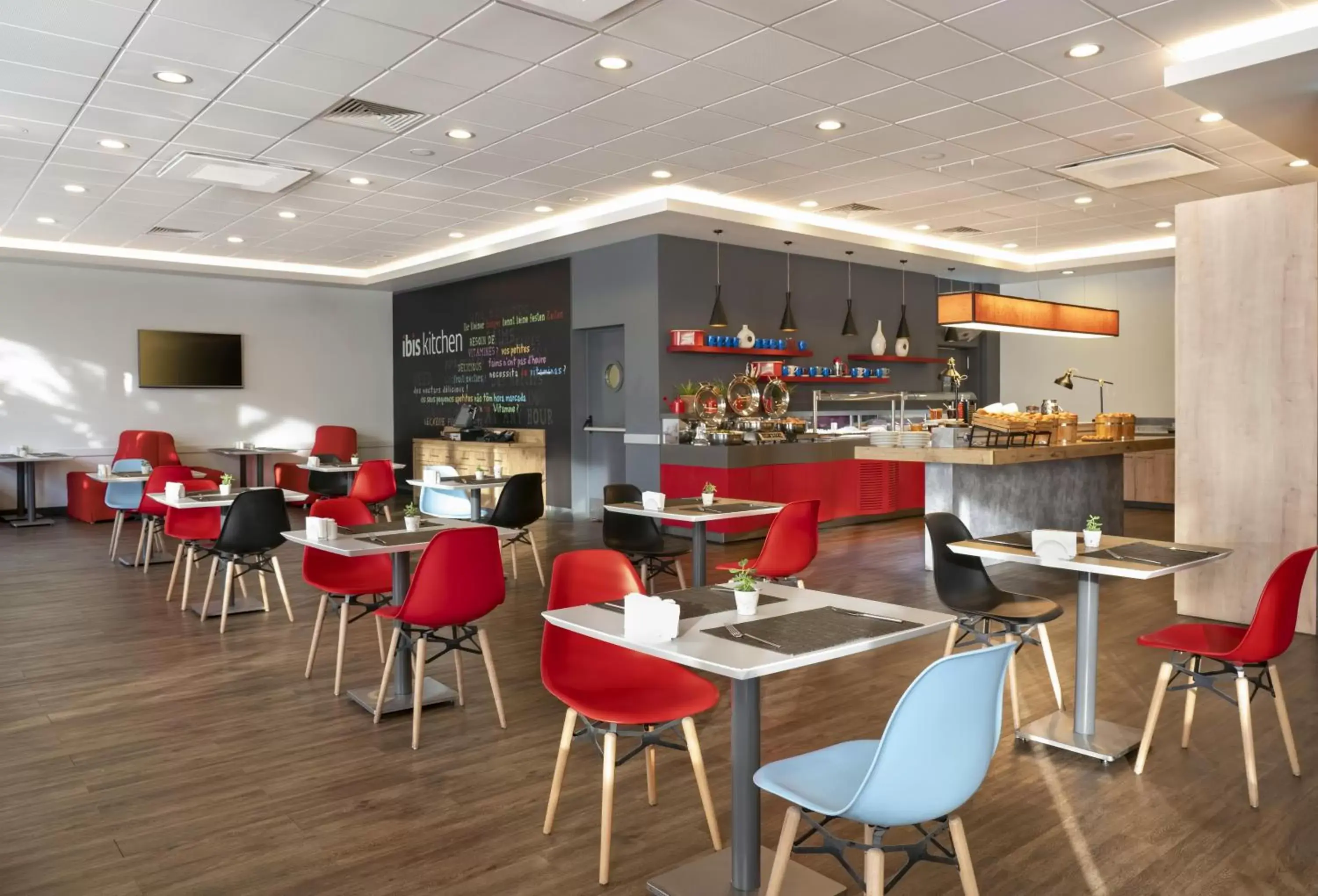 Restaurant/places to eat, Lounge/Bar in ibis Ankara Airport Hotel