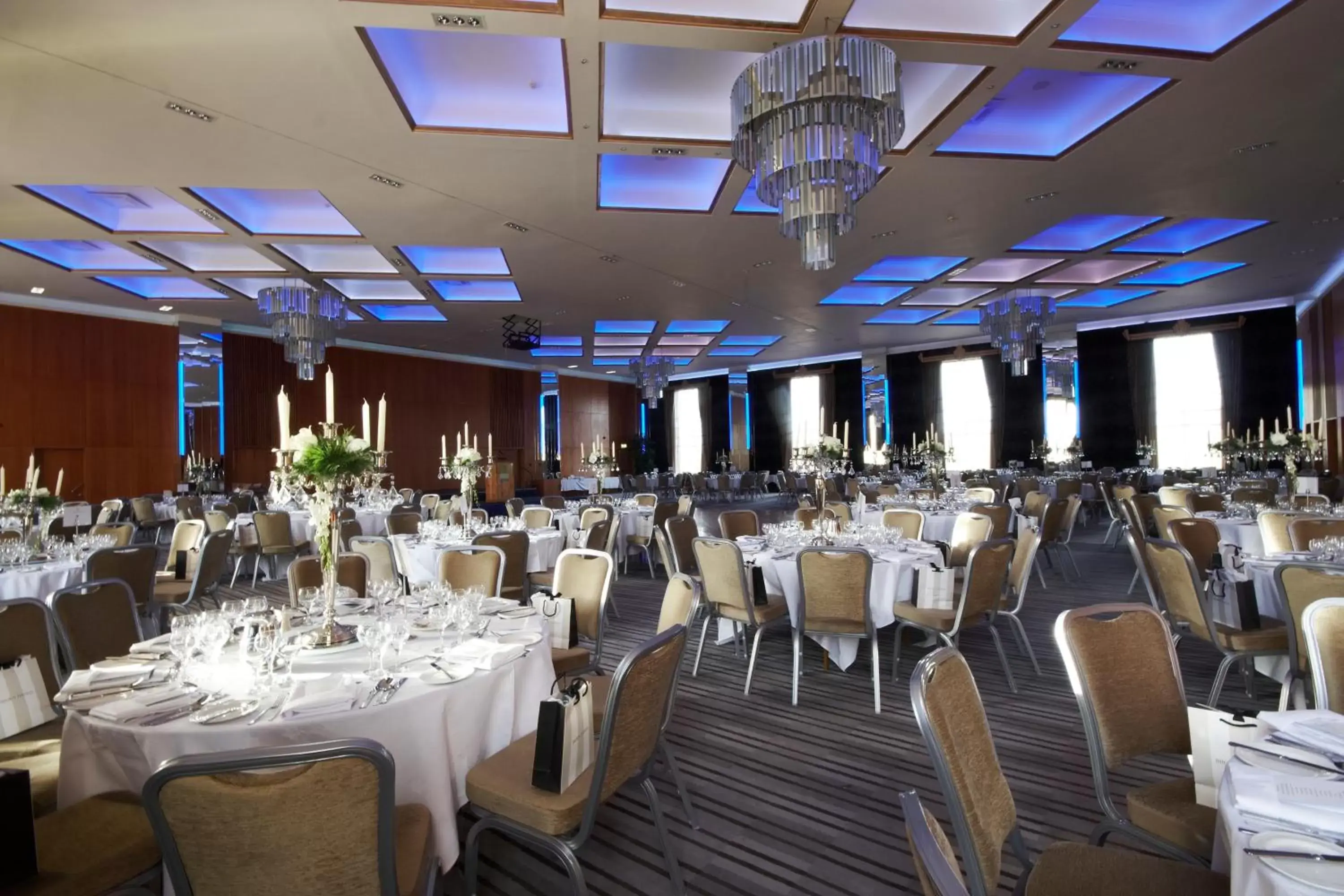 Banquet/Function facilities, Restaurant/Places to Eat in Rochestown Park Hotel
