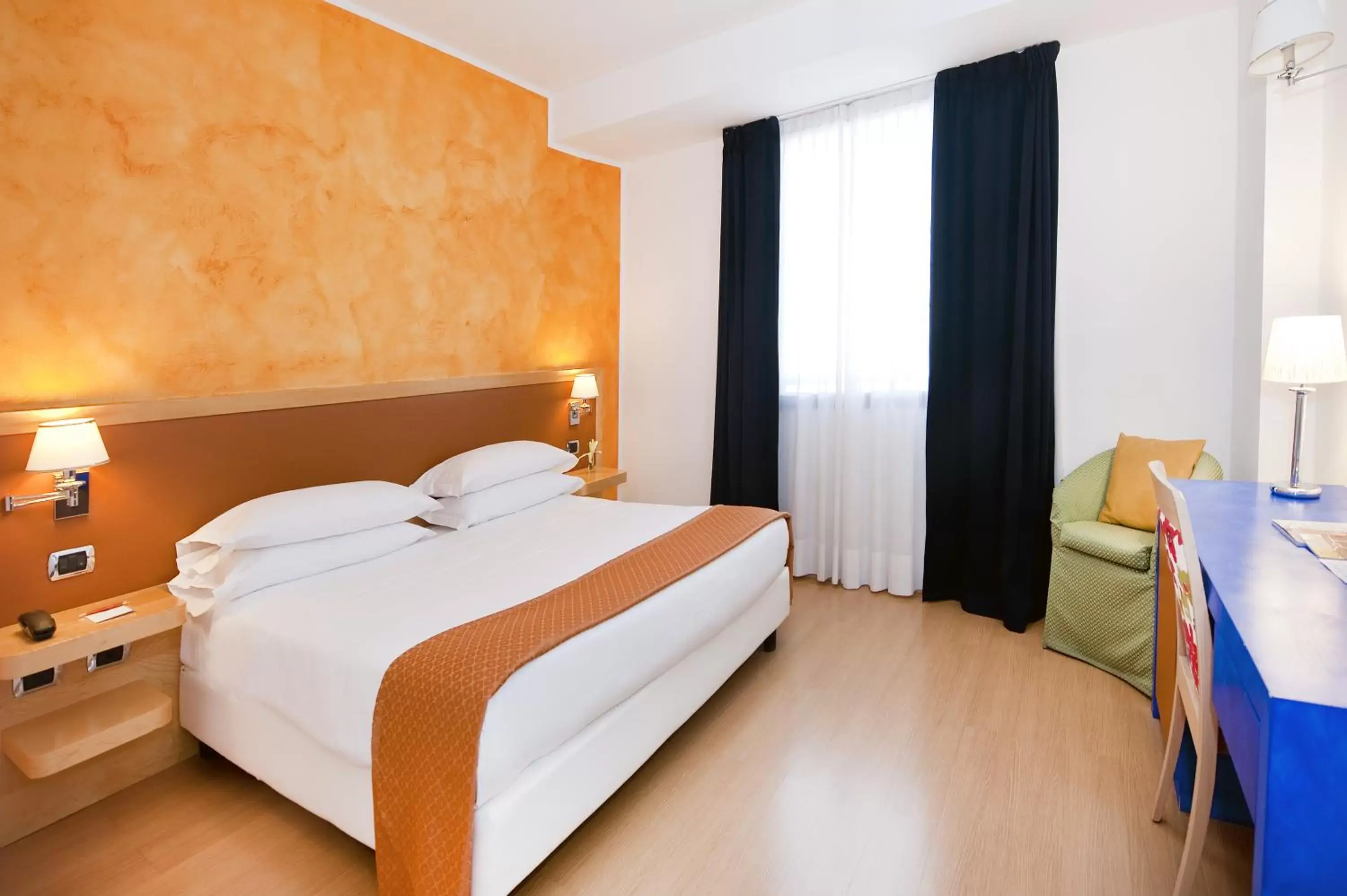 Photo of the whole room, Bed in ibis Styles Roma Vintage