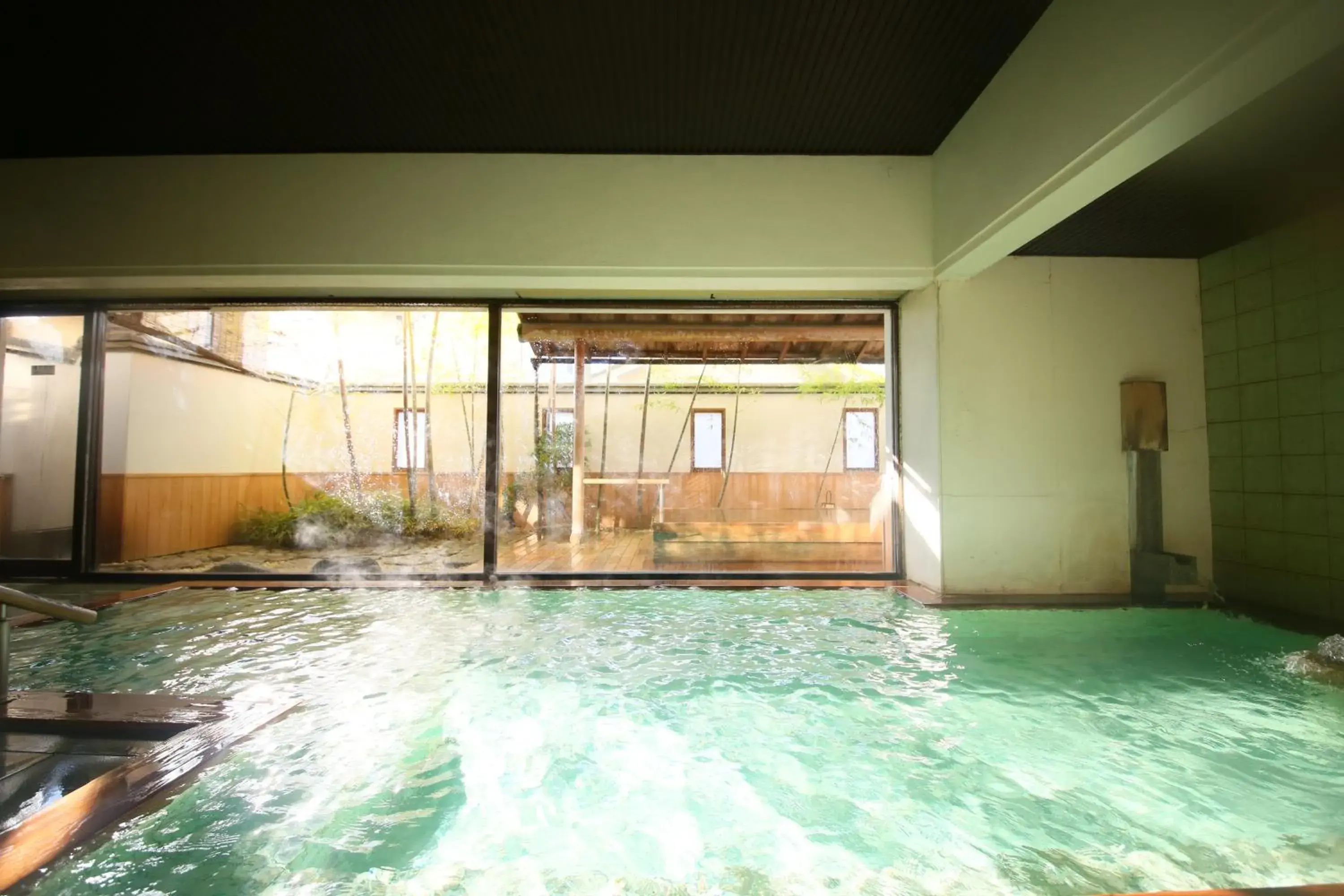 Hot Spring Bath in Hotel Tamanoyu