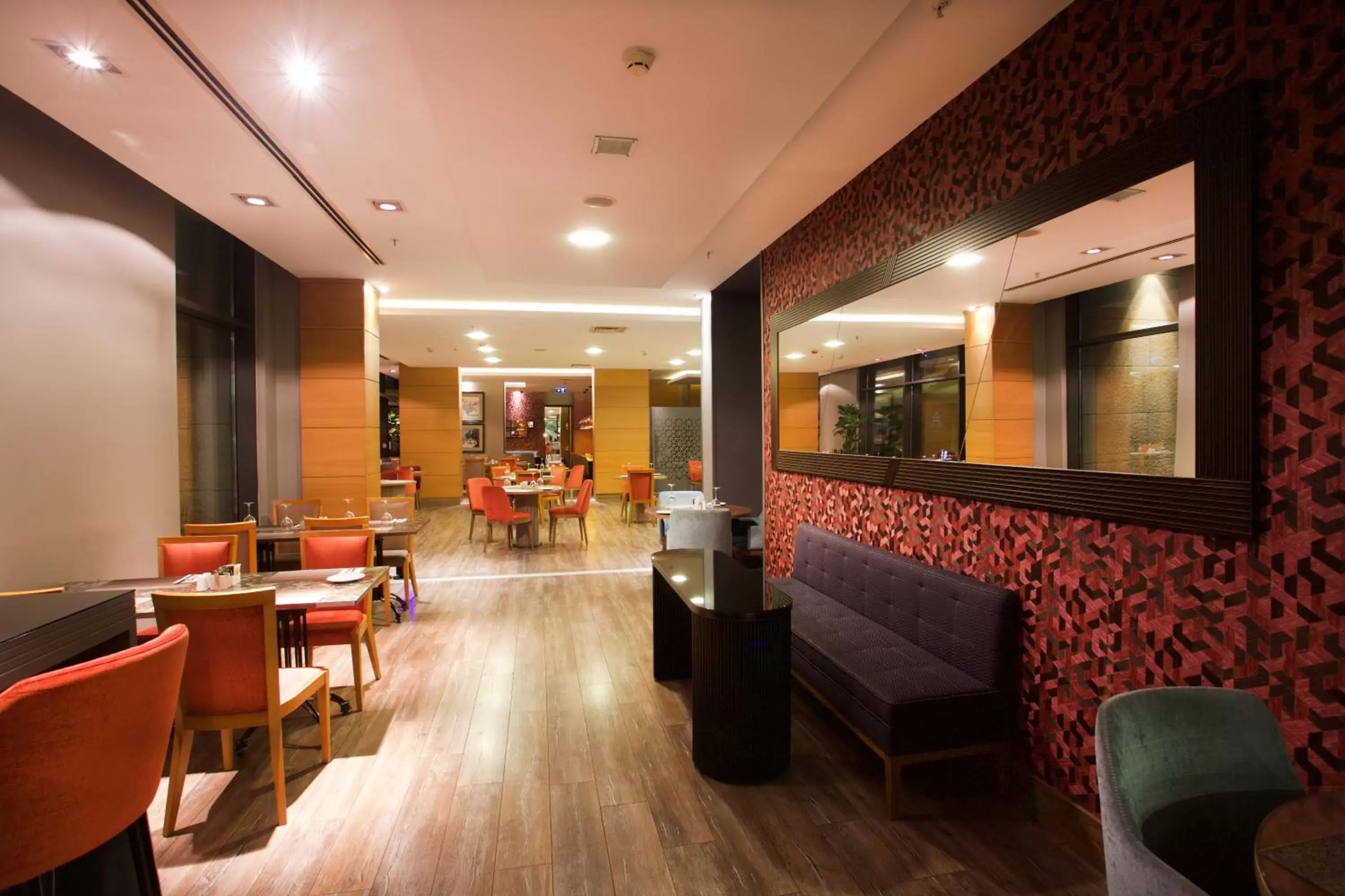 Restaurant/places to eat, Lobby/Reception in Dosso Dossi Hotels Golden Horn