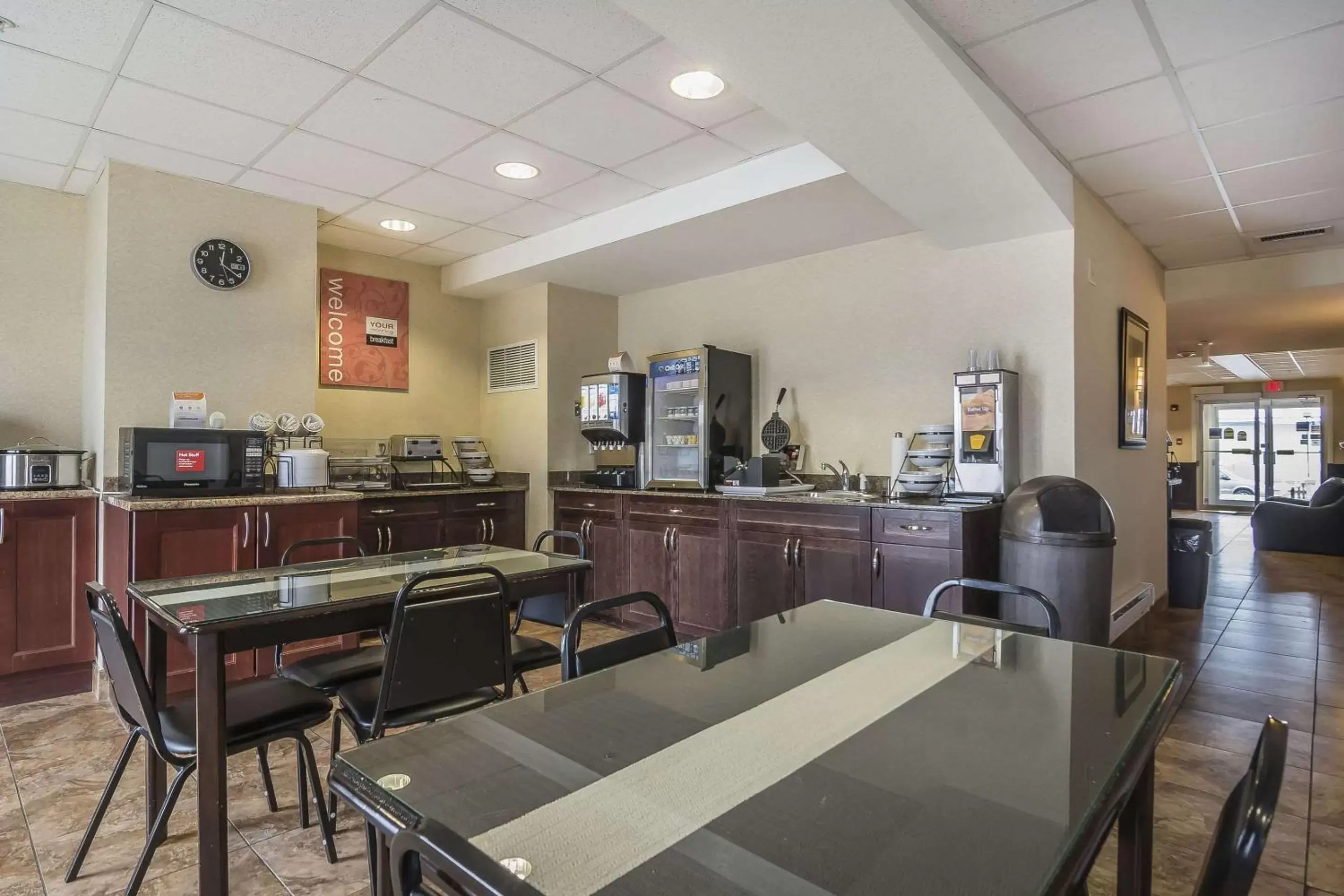 Restaurant/Places to Eat in Comfort Inn & Suites Edson