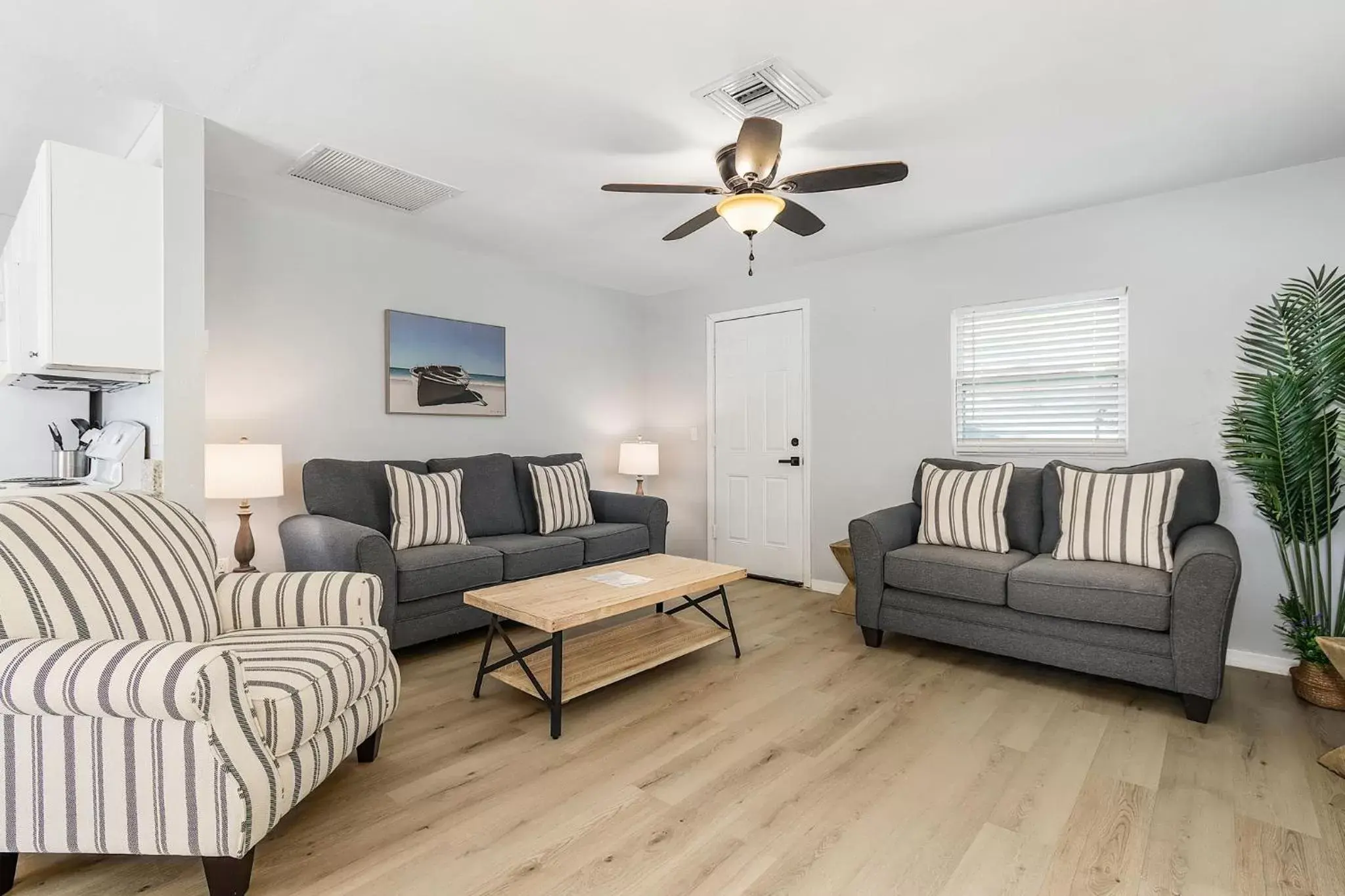 Living room in Matlacha on Shoreview Living room in Matlacha on Shoreview