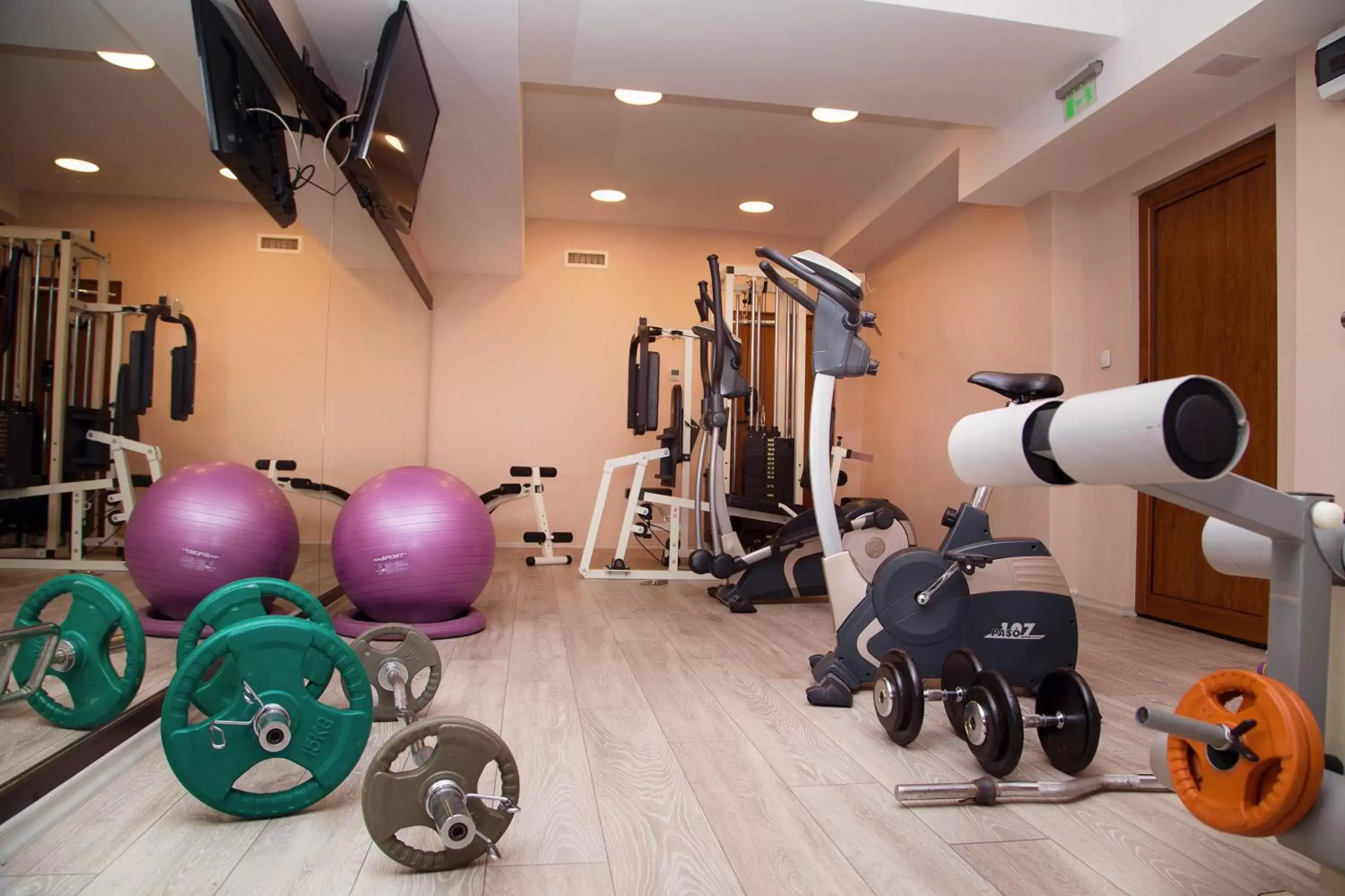 Fitness centre/facilities in Best Western Plus Bristol Hotel Fitness centre/facilities in Best Western Plus Bristol Hotel