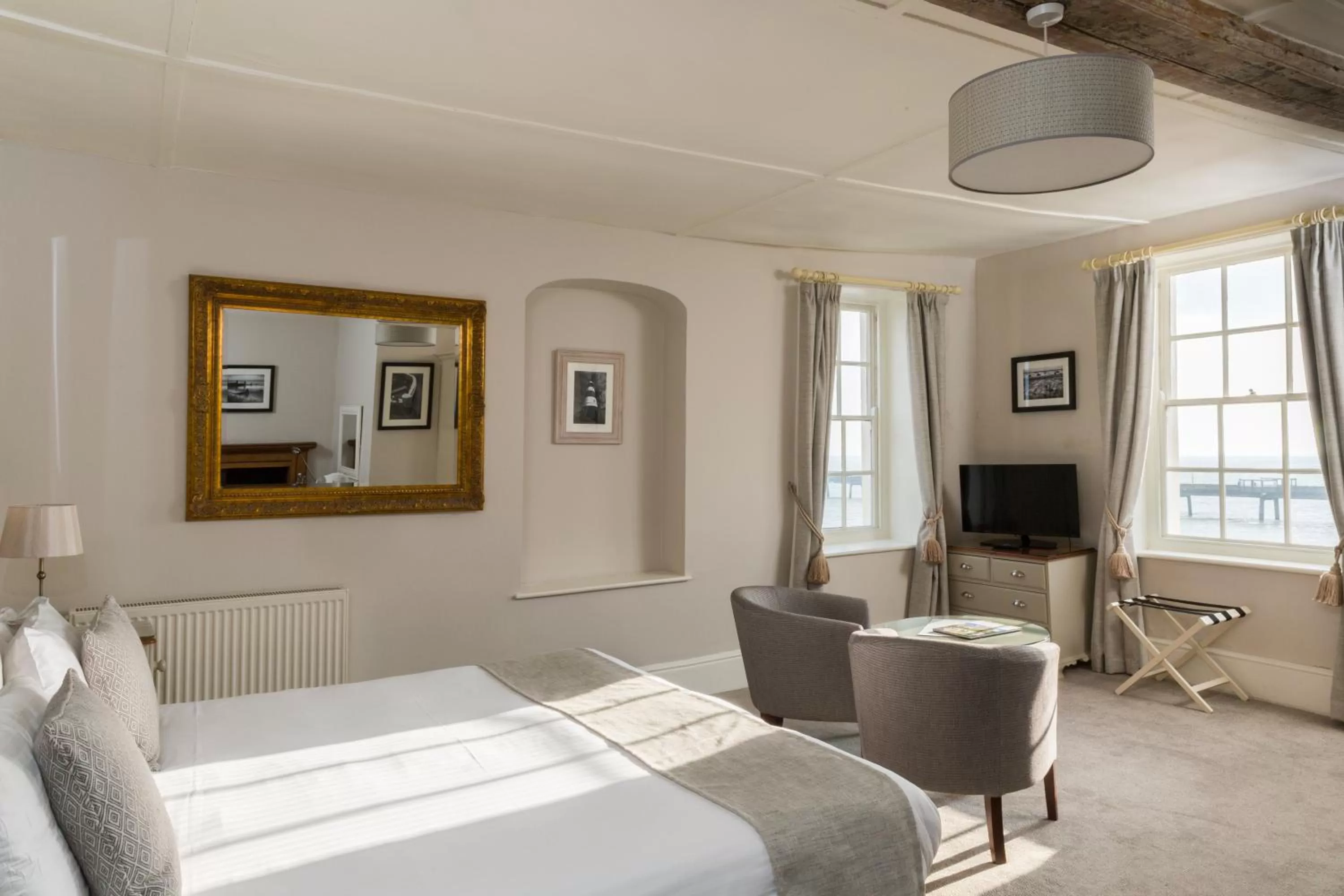 Superior Room in Royal Hotel