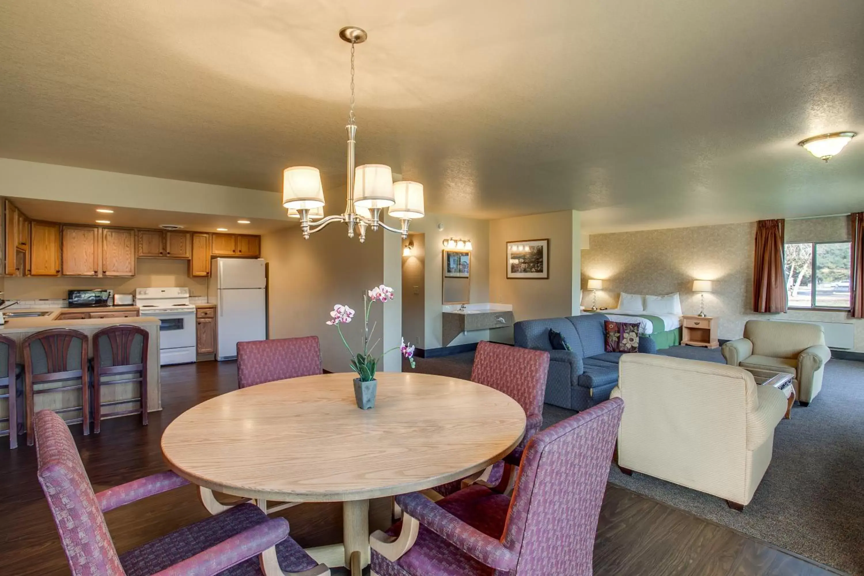 Dining Area in Der Ritterhof Inn