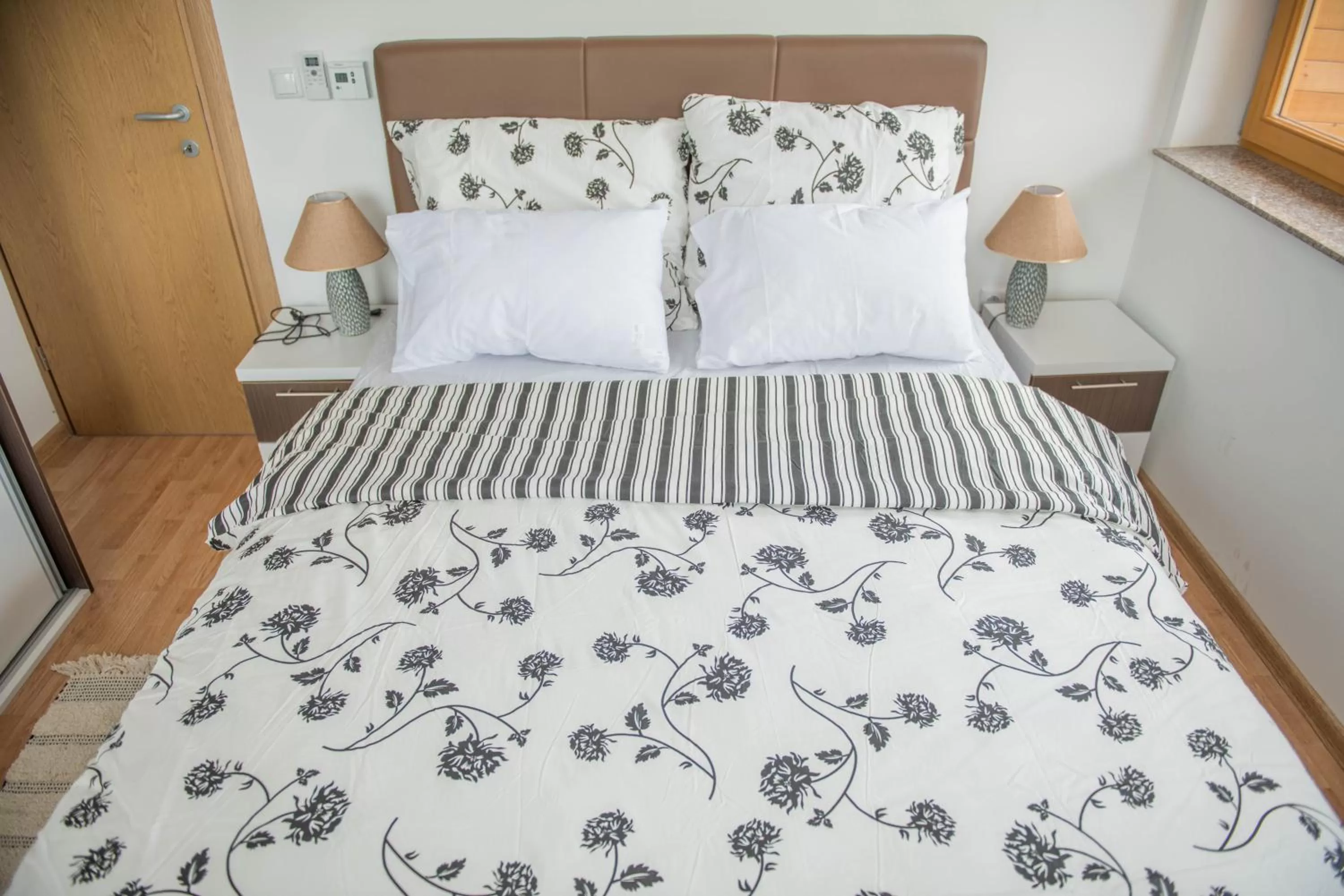 Bed in Leader apartment