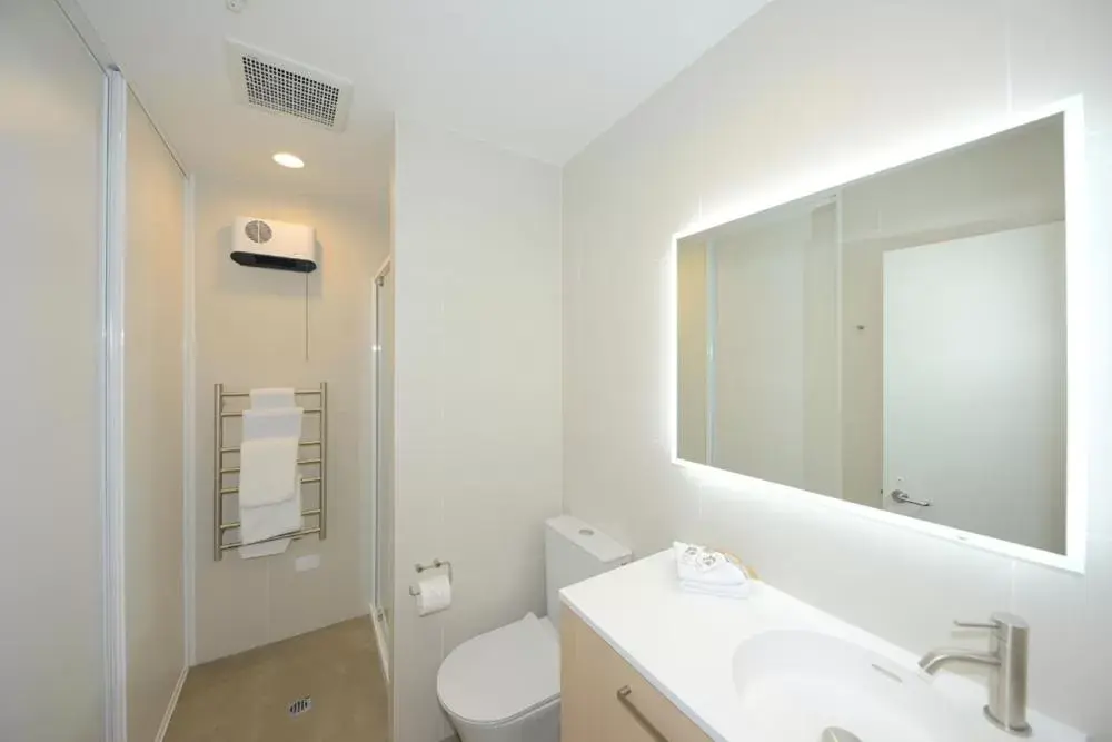 Bathroom in West Fitzroy Apartments