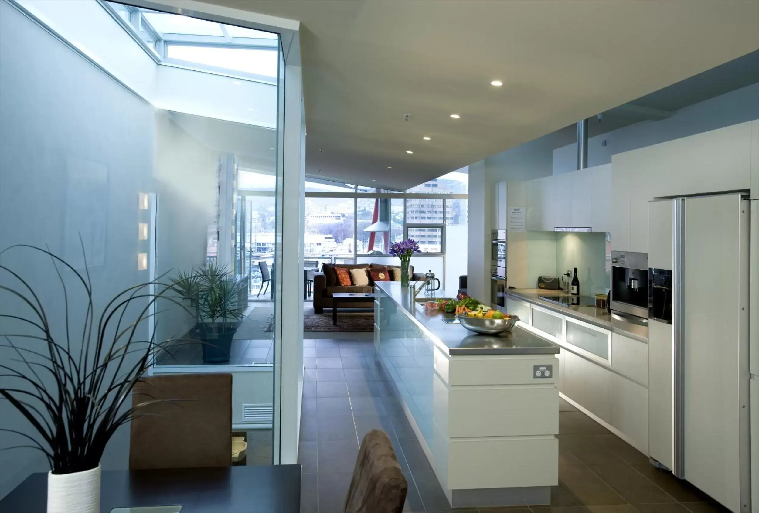 Kitchen or kitchenette in Sullivans Cove Apartments
