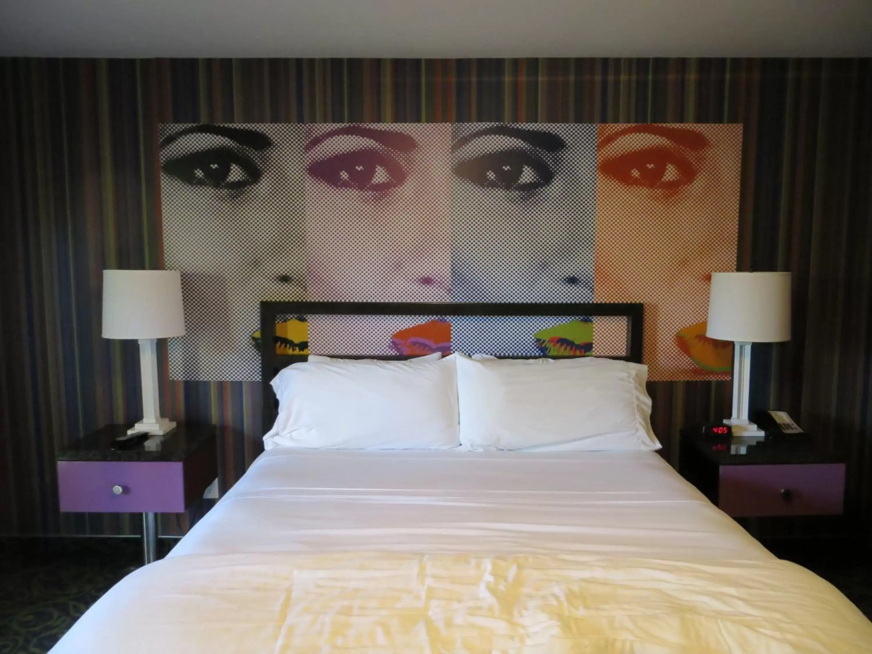 Bed in 7 Springs Inn & Suites Bed in 7 Springs Inn & Suites