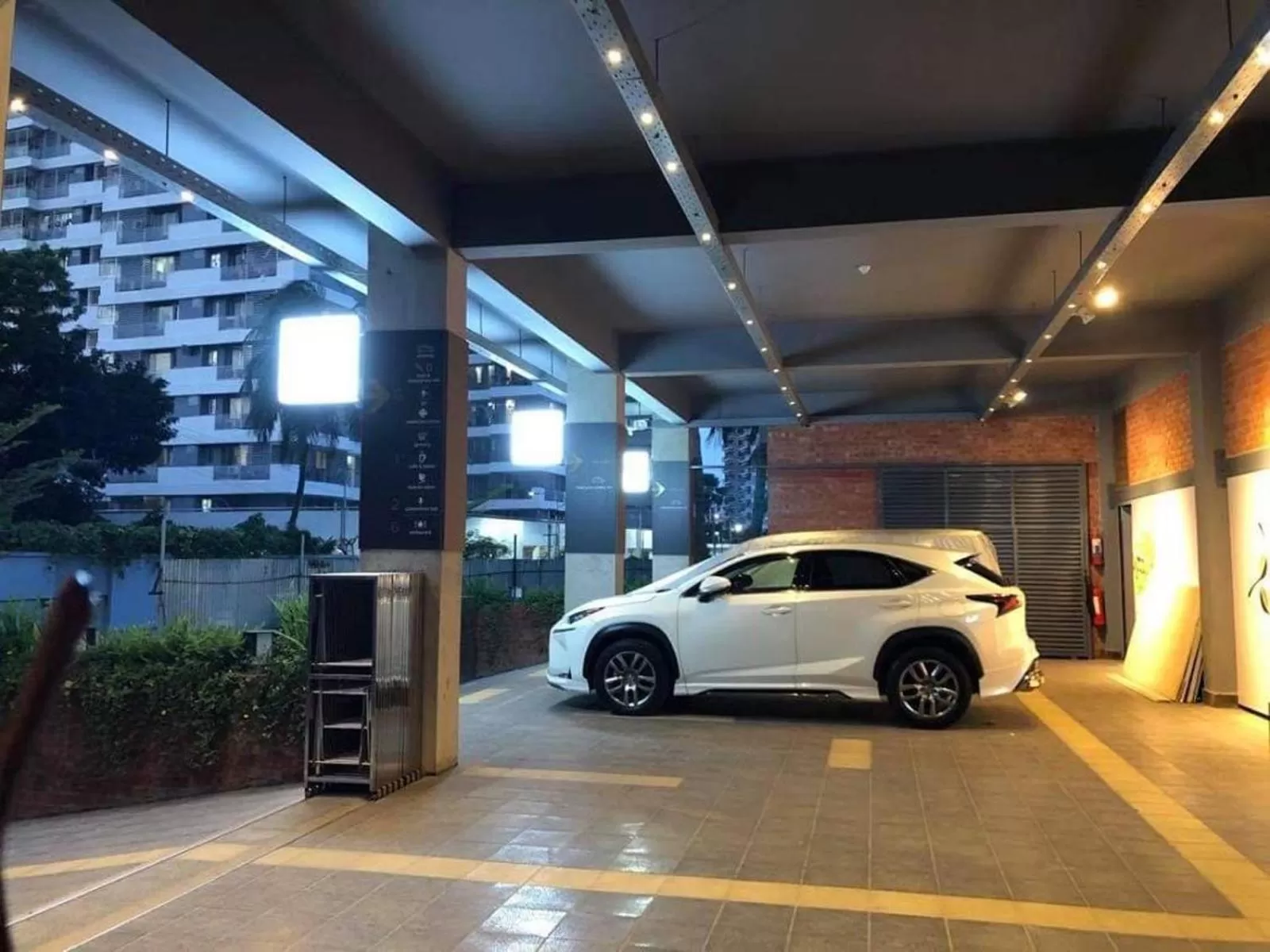 Parking in Empyrean Dhaka City Centre