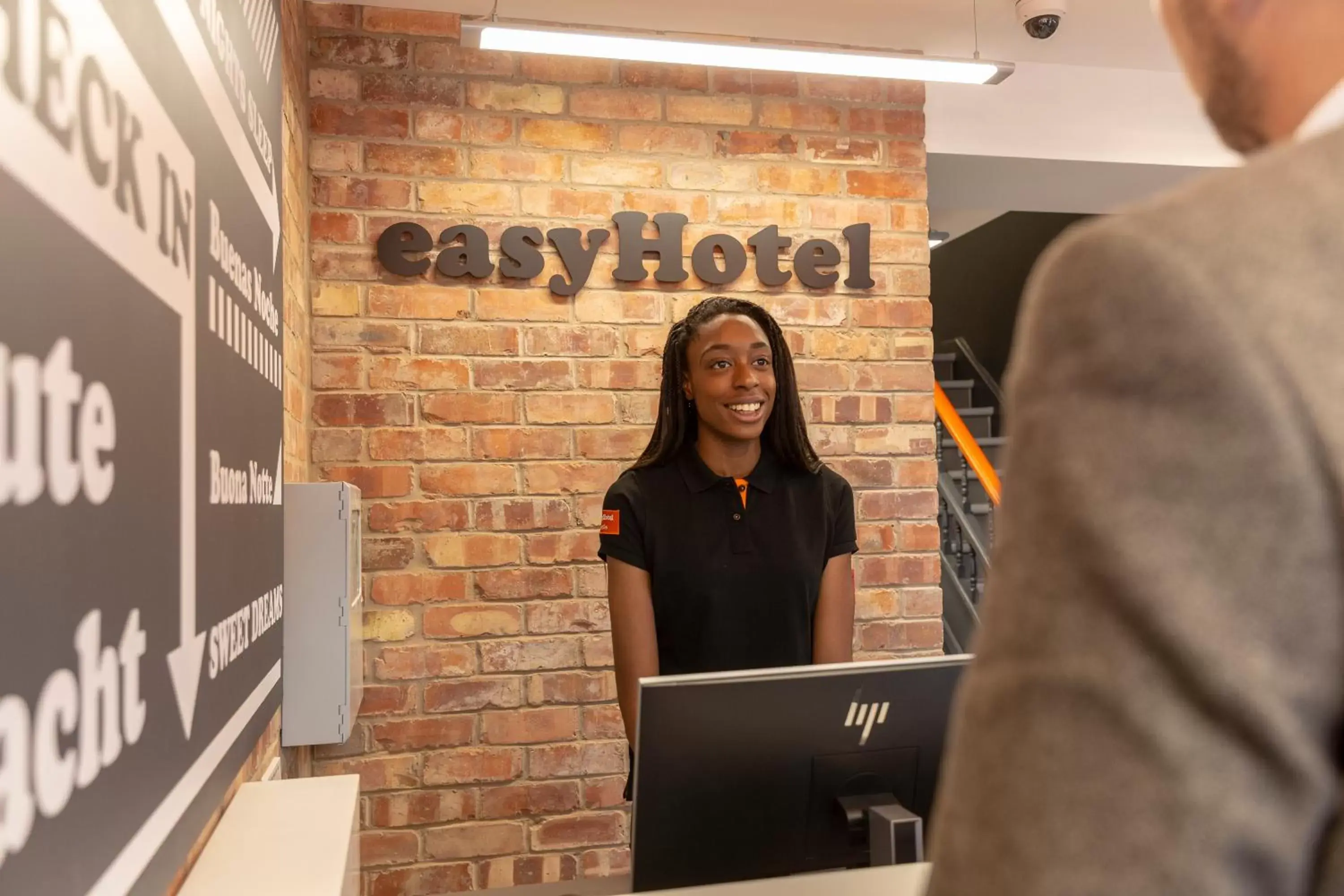 Lobby or reception in Easyhotel Reading