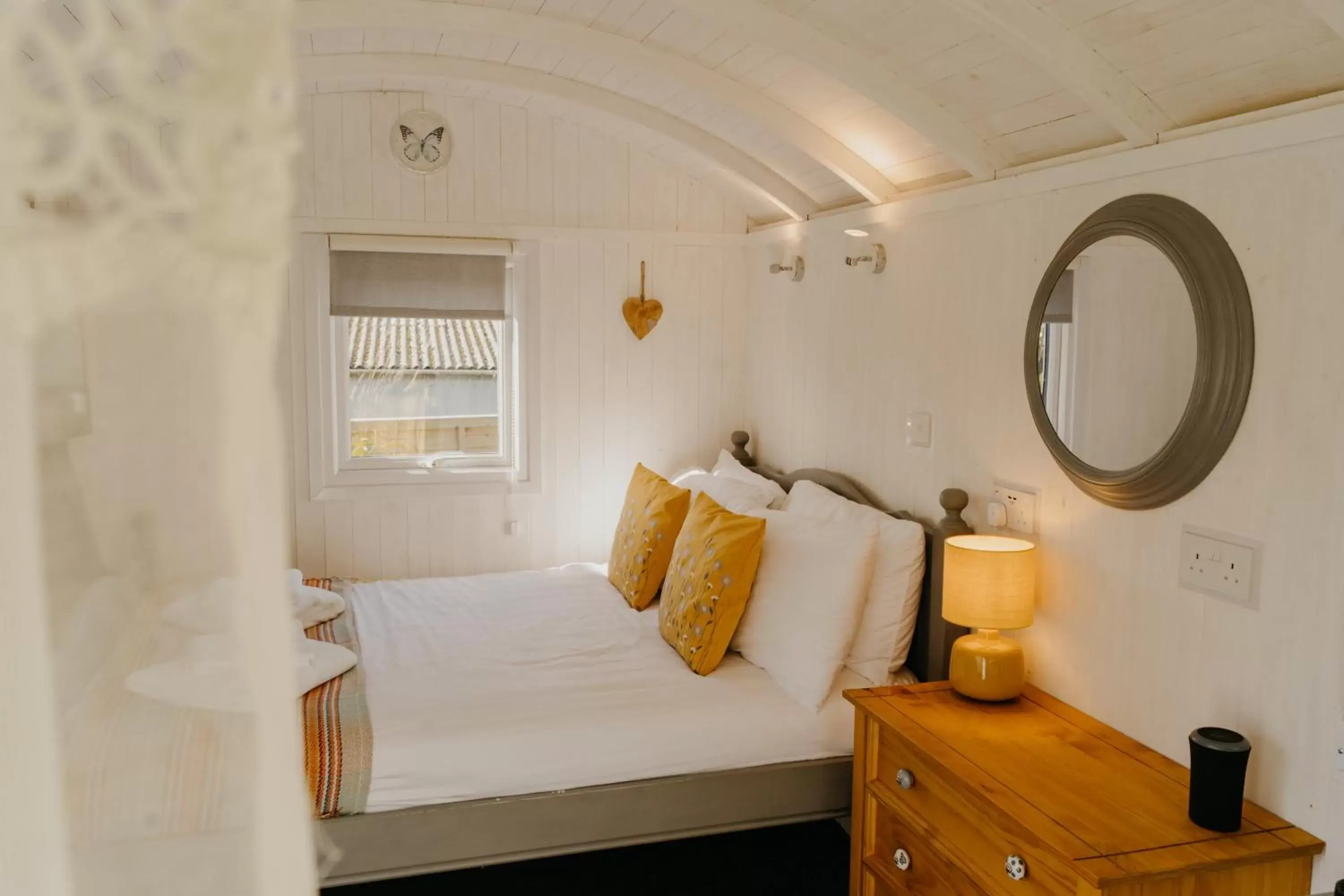 Bed in Little England Retreats - Cottage, Yurt and Shepherd Huts