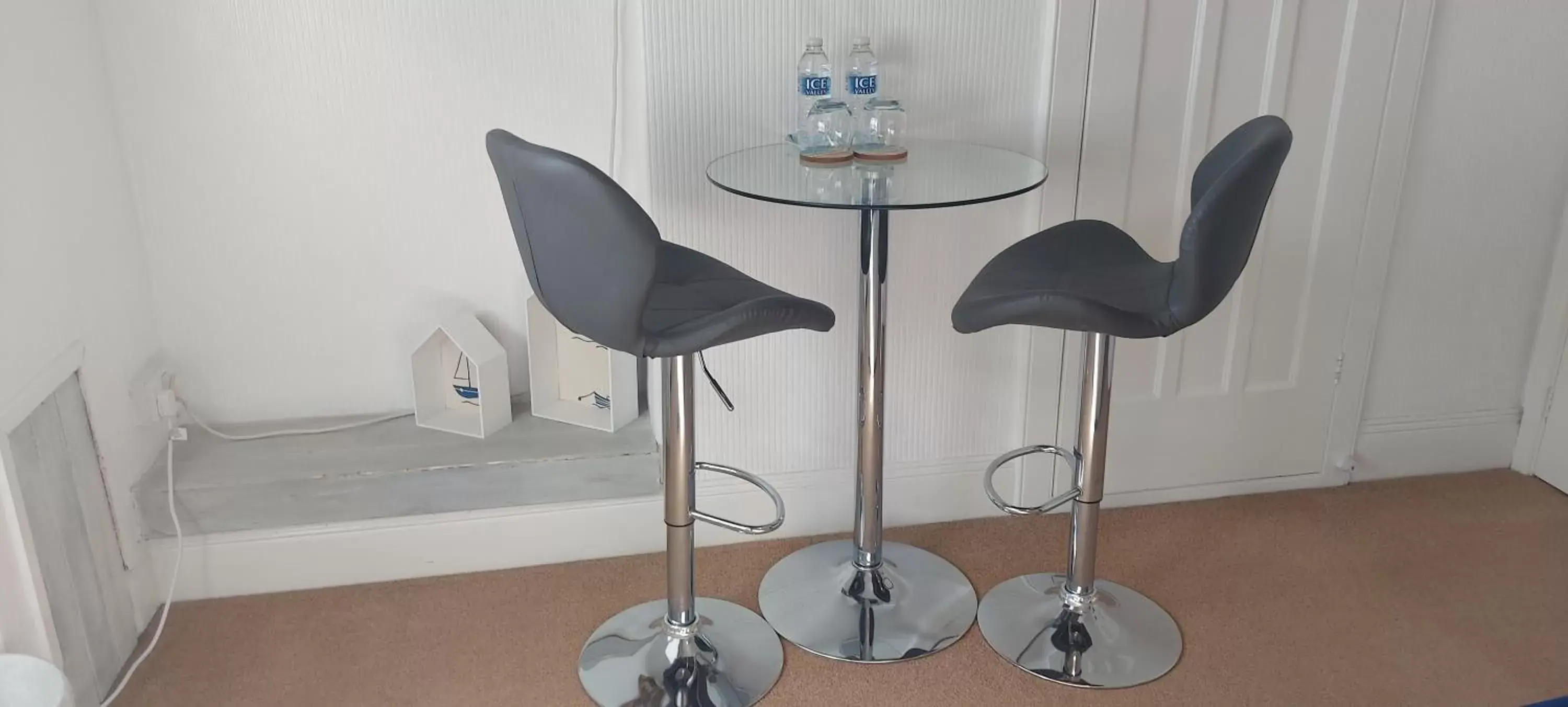 Seating area, Bathroom in Trentham House