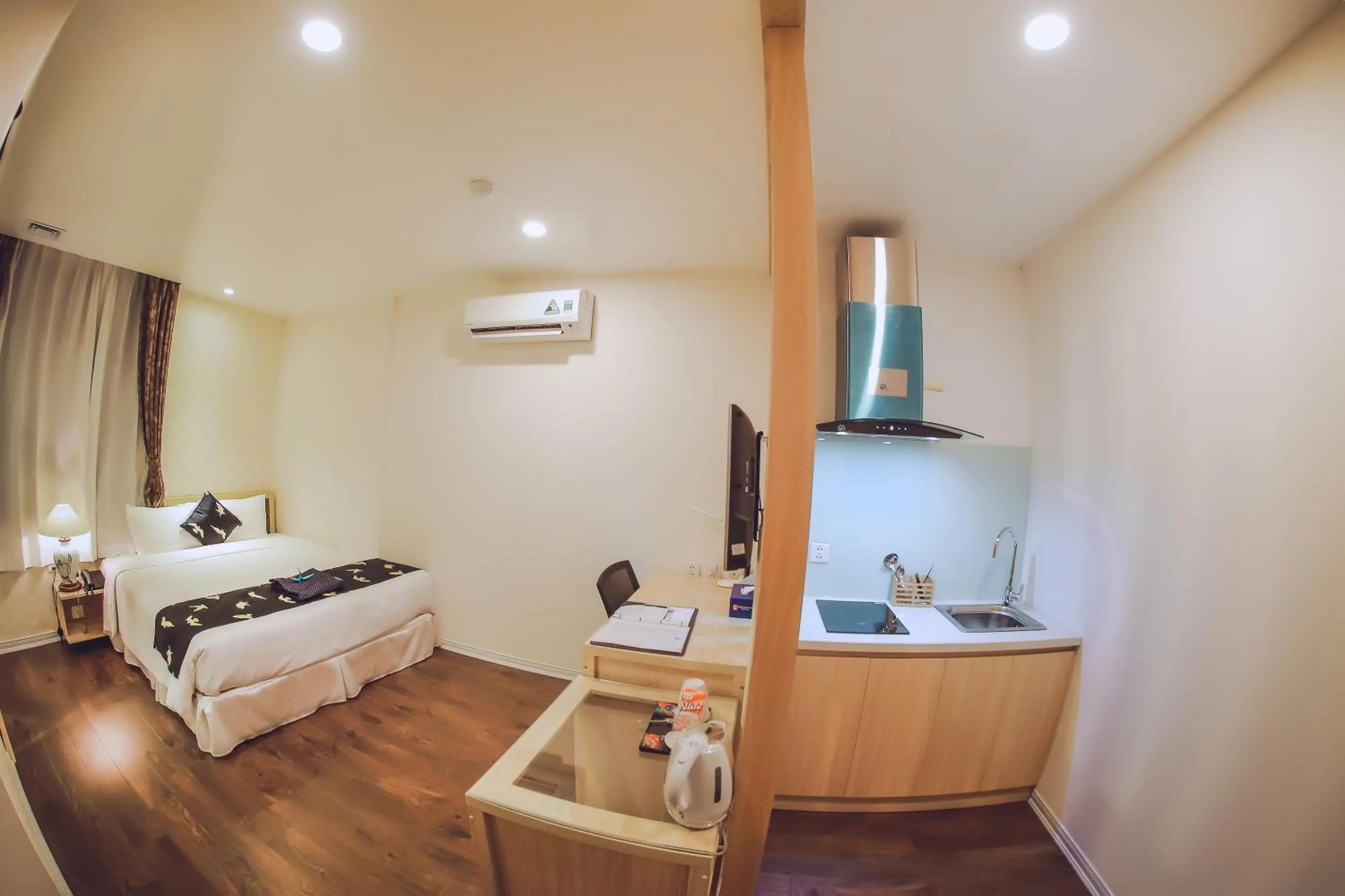 Bed in Momizi Business Hotel