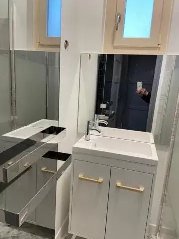 Bathroom in EVASION DE LOIRE