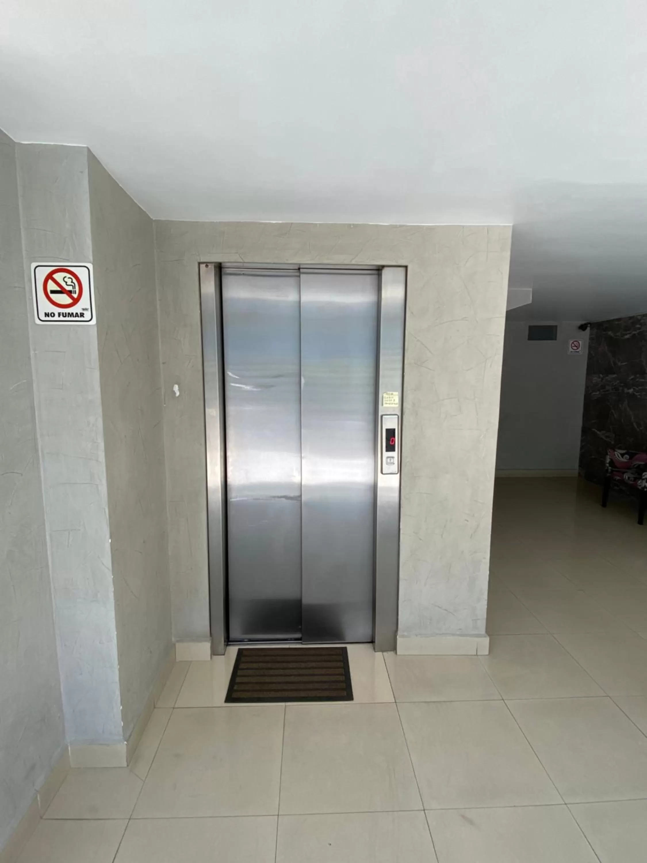 Property building in Grupo Kings Suites - Monte Chimborazo 567
