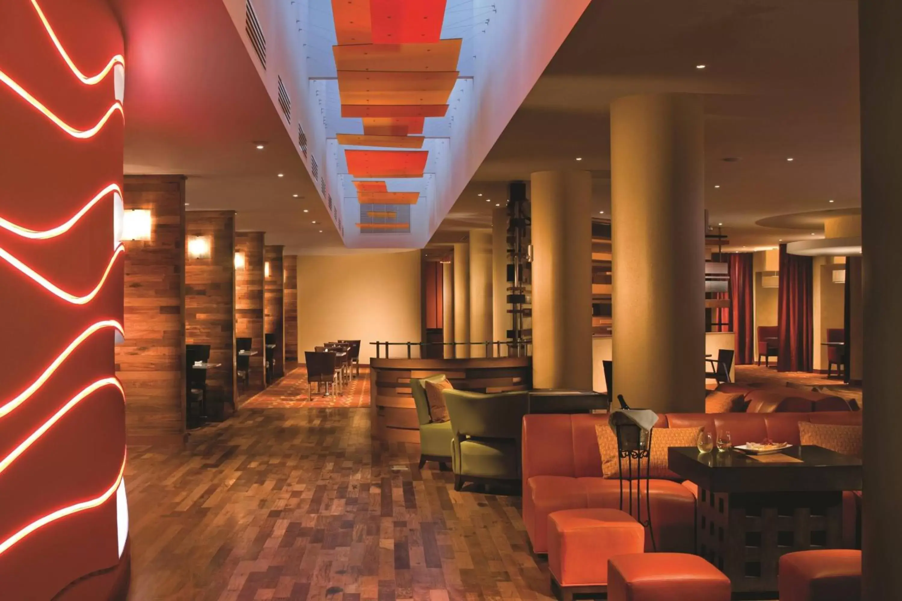 Lounge or bar, Lounge/Bar in Courtyard by Marriott Miami Airport