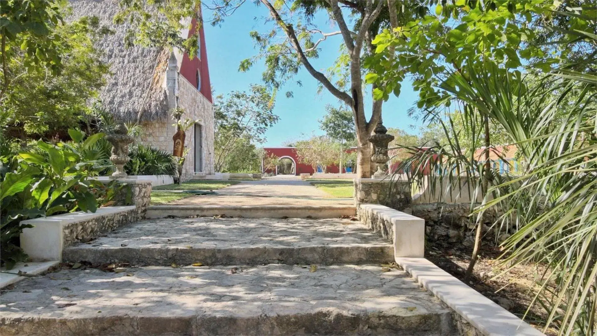 Garden in Wakax Hacienda - Cenote & Boutique Hotel