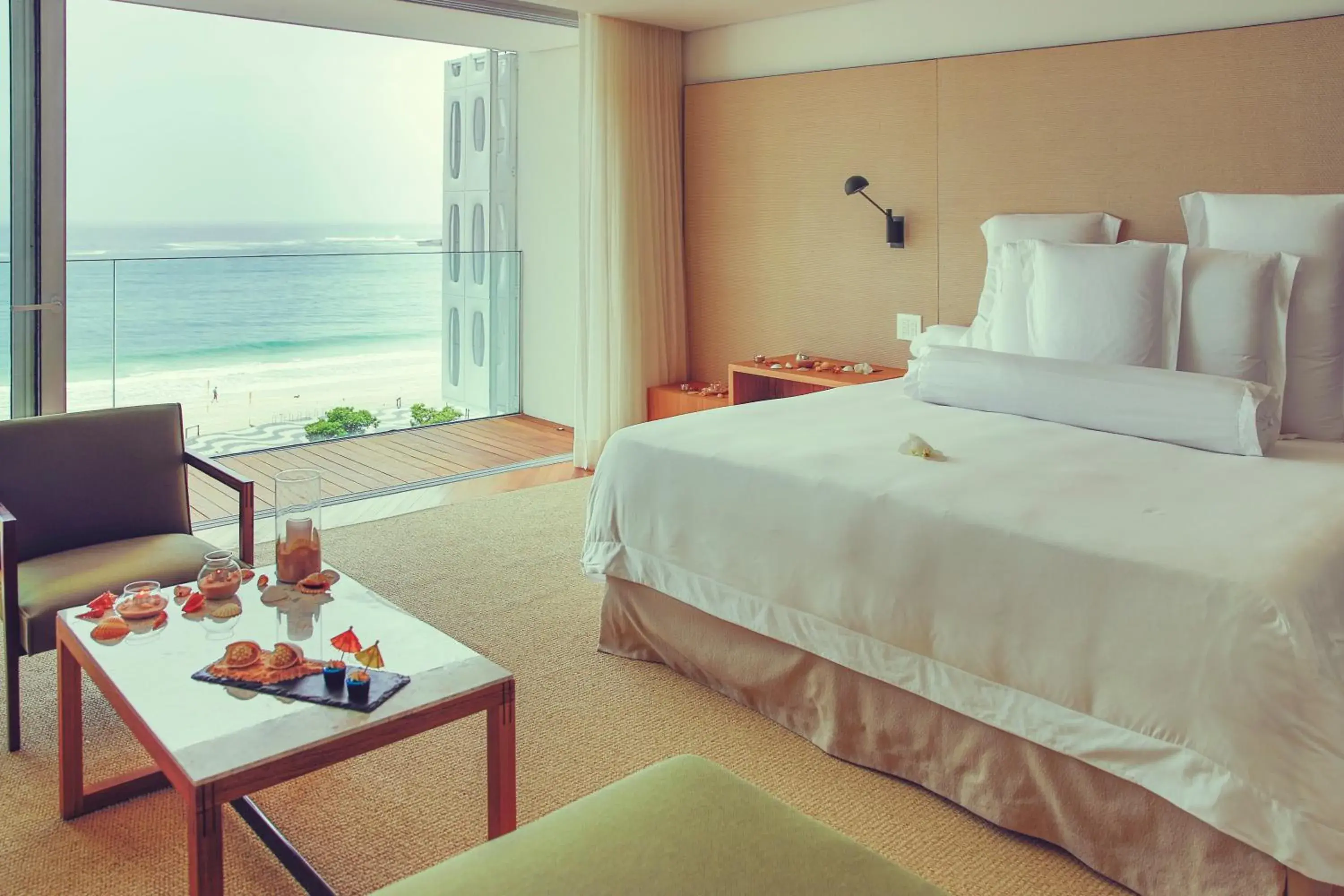 Photo of the whole room, Bed in Emiliano Hotel Rio de Janeiro