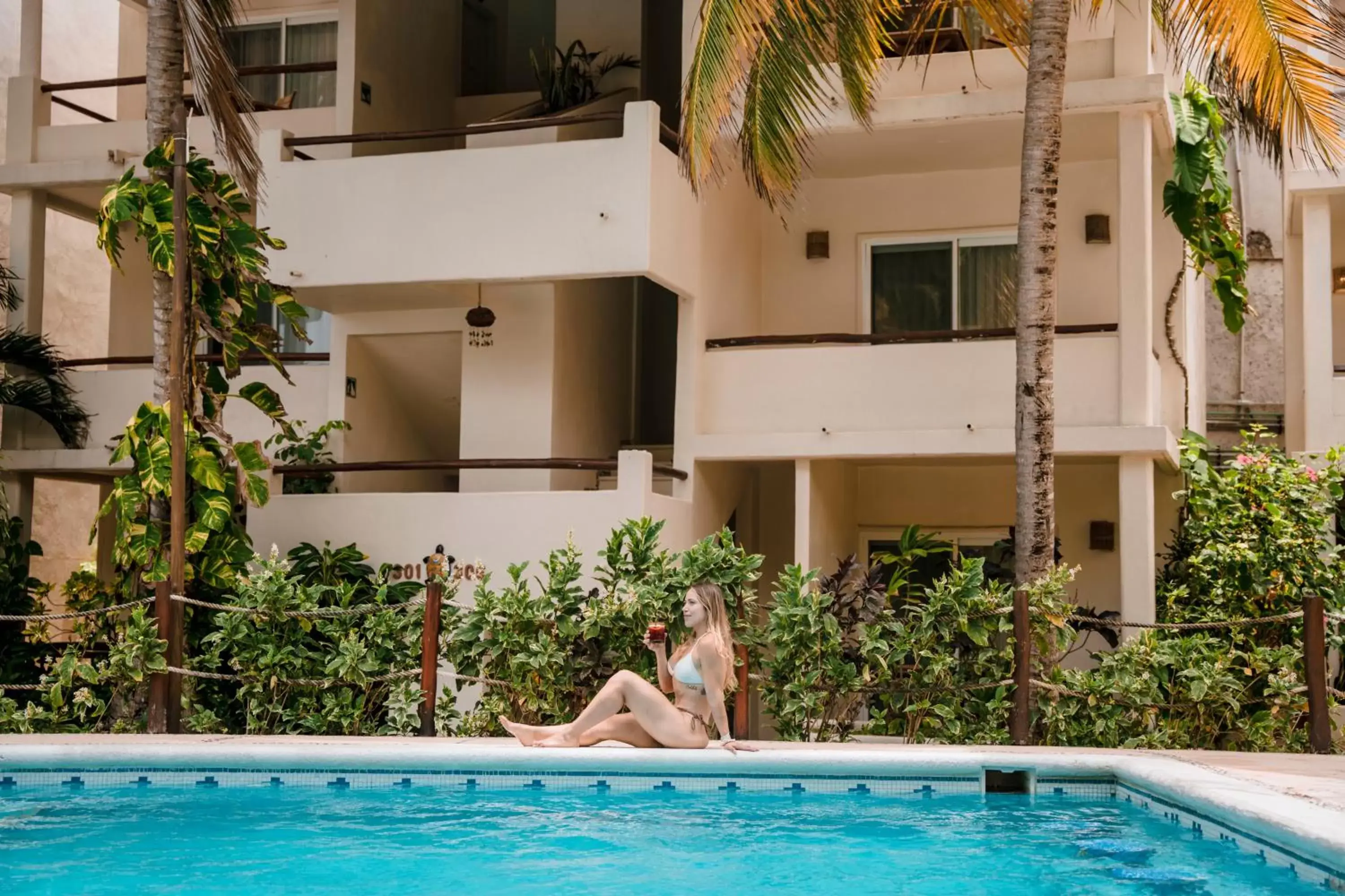 Pool view, Swimming Pool in Petit Lafitte Beach Front Hotel & Bungalows