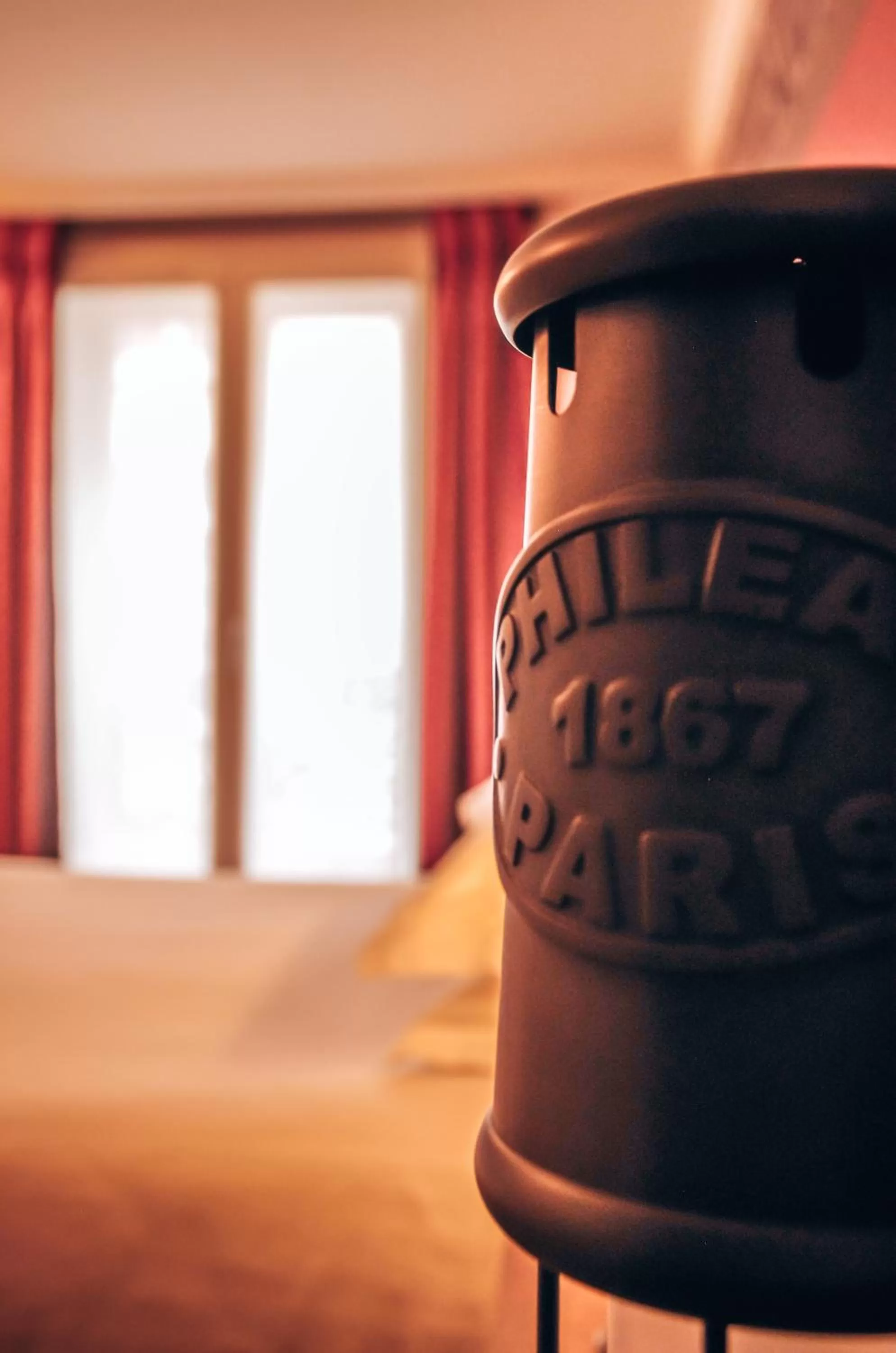 Decorative detail, Bed in Hotel Phileas Lazare & Spa - Opera