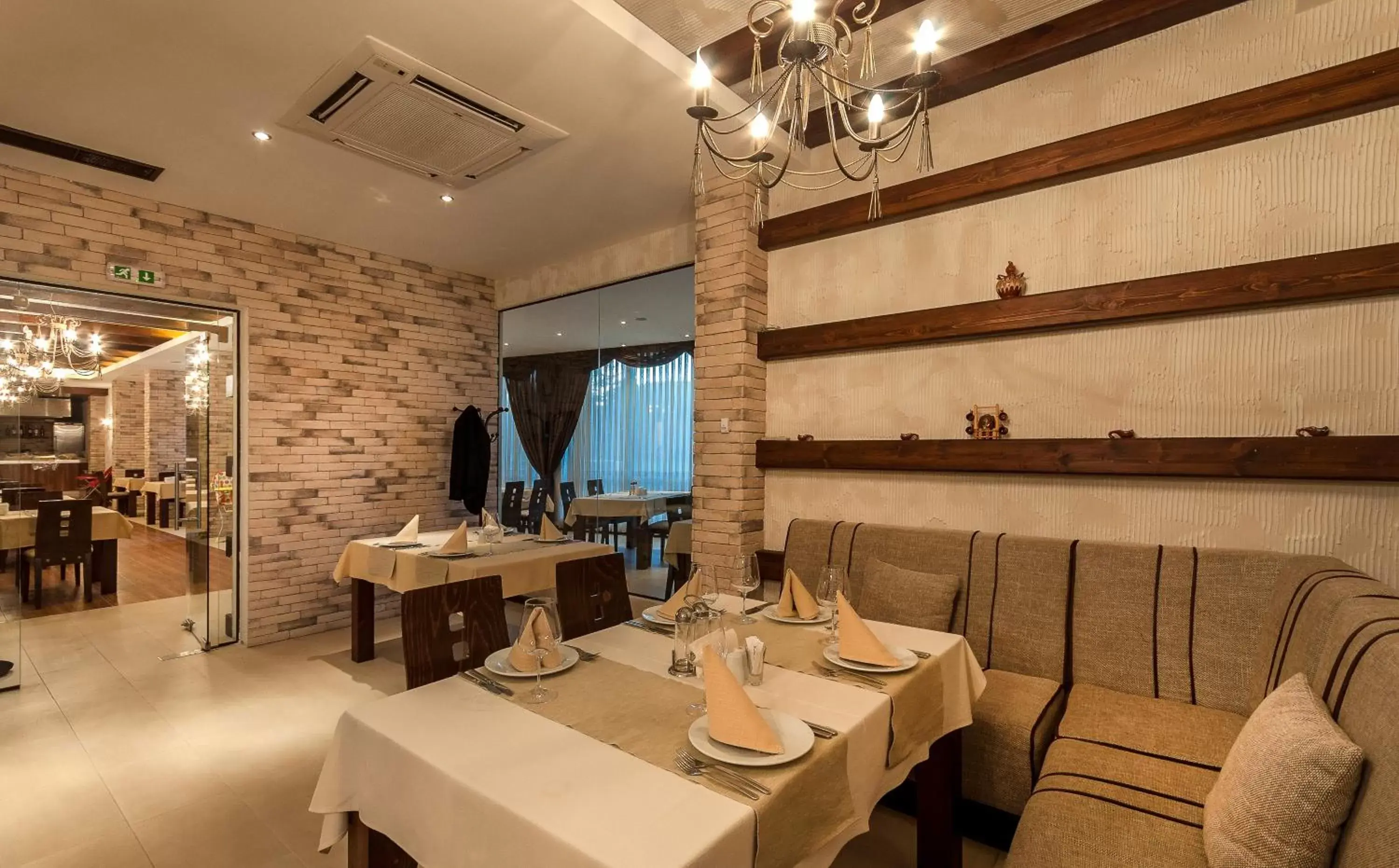 Restaurant/places to eat in Grand Royale Apartment Complex & Spa Restaurant/places to eat in Grand Royale Apartment Complex & Spa