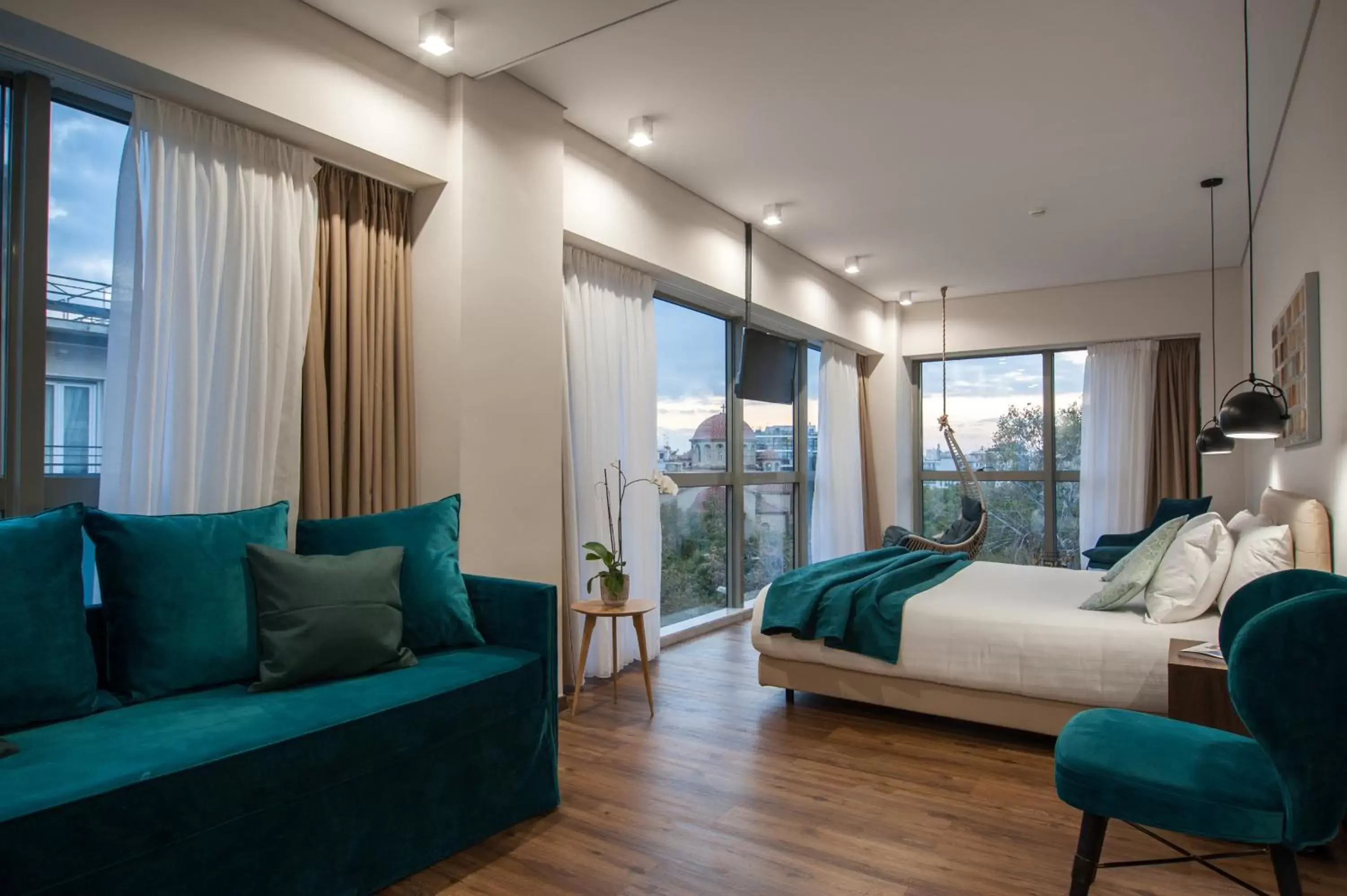 Lifestyle Suite with Acropolis View in B4B Athens Signature Hotel