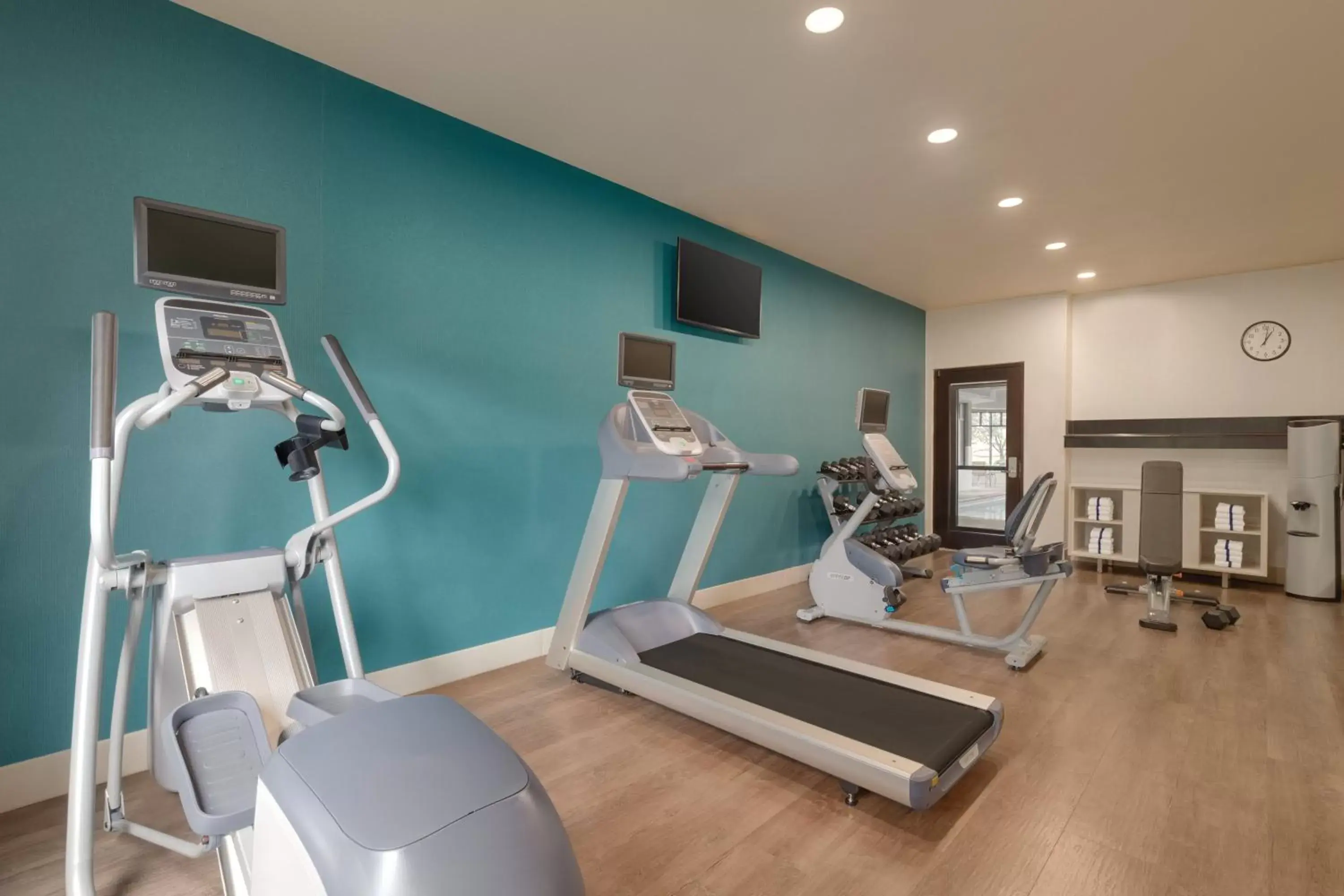 Fitness centre/facilities, Fitness Center/Facilities in Holiday Inn Express Hotel & Suites Lavonia, an IHG Hotel