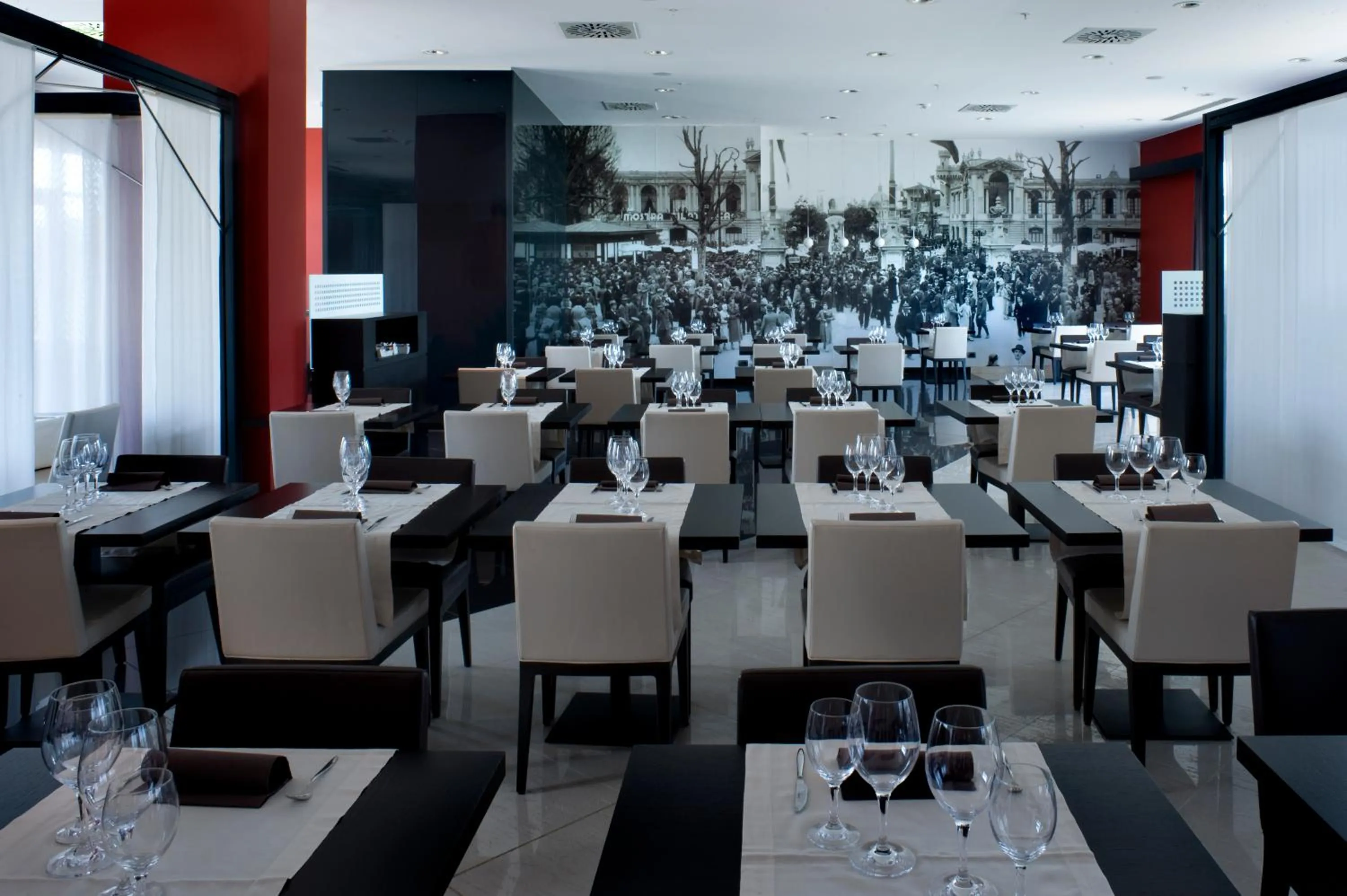 Restaurant/places to eat in Domina Milano Fiera