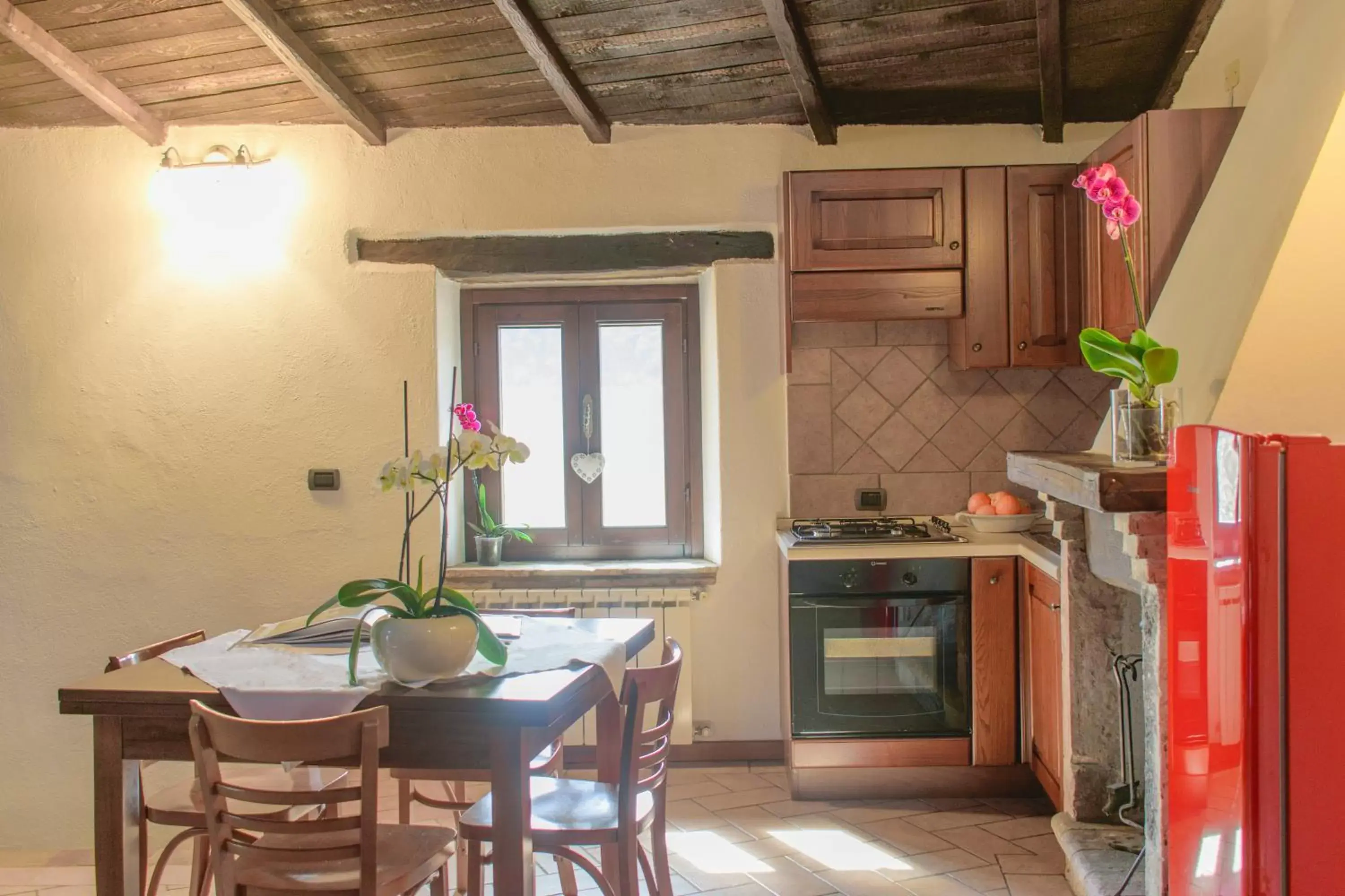 Kitchen or kitchenette, Kitchen/Kitchenette in Borgo San Valentino